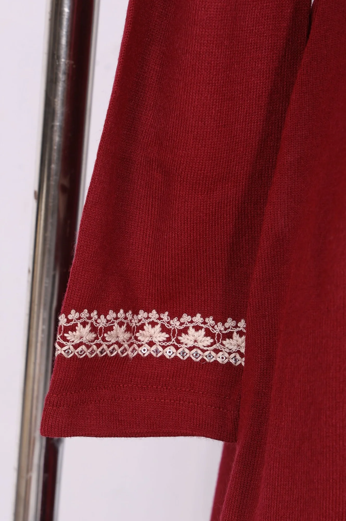 Maroon Embroidered Thread Work Acrylic A-line Kurta - Image 6