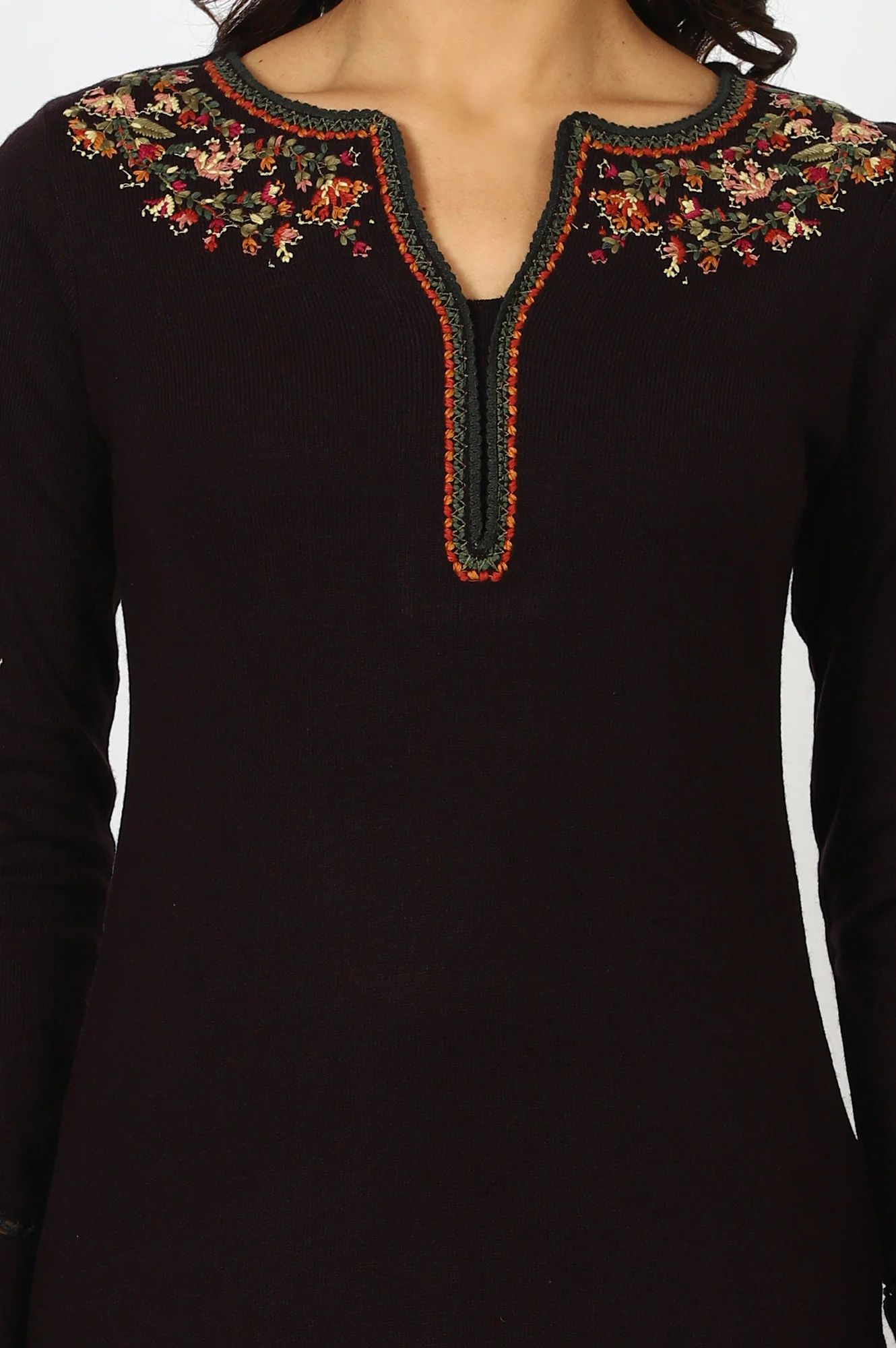 Maroon Embroidered Thread Work Acrylic Straight Kurta - Image 3