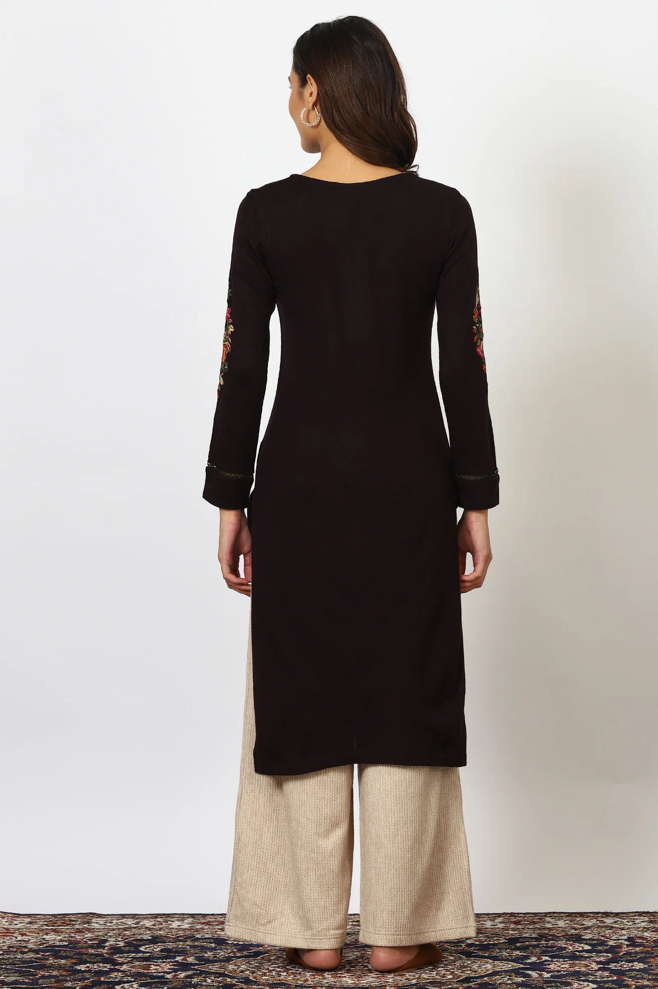 Maroon Embroidered Thread Work Acrylic Straight Kurta - Image 5