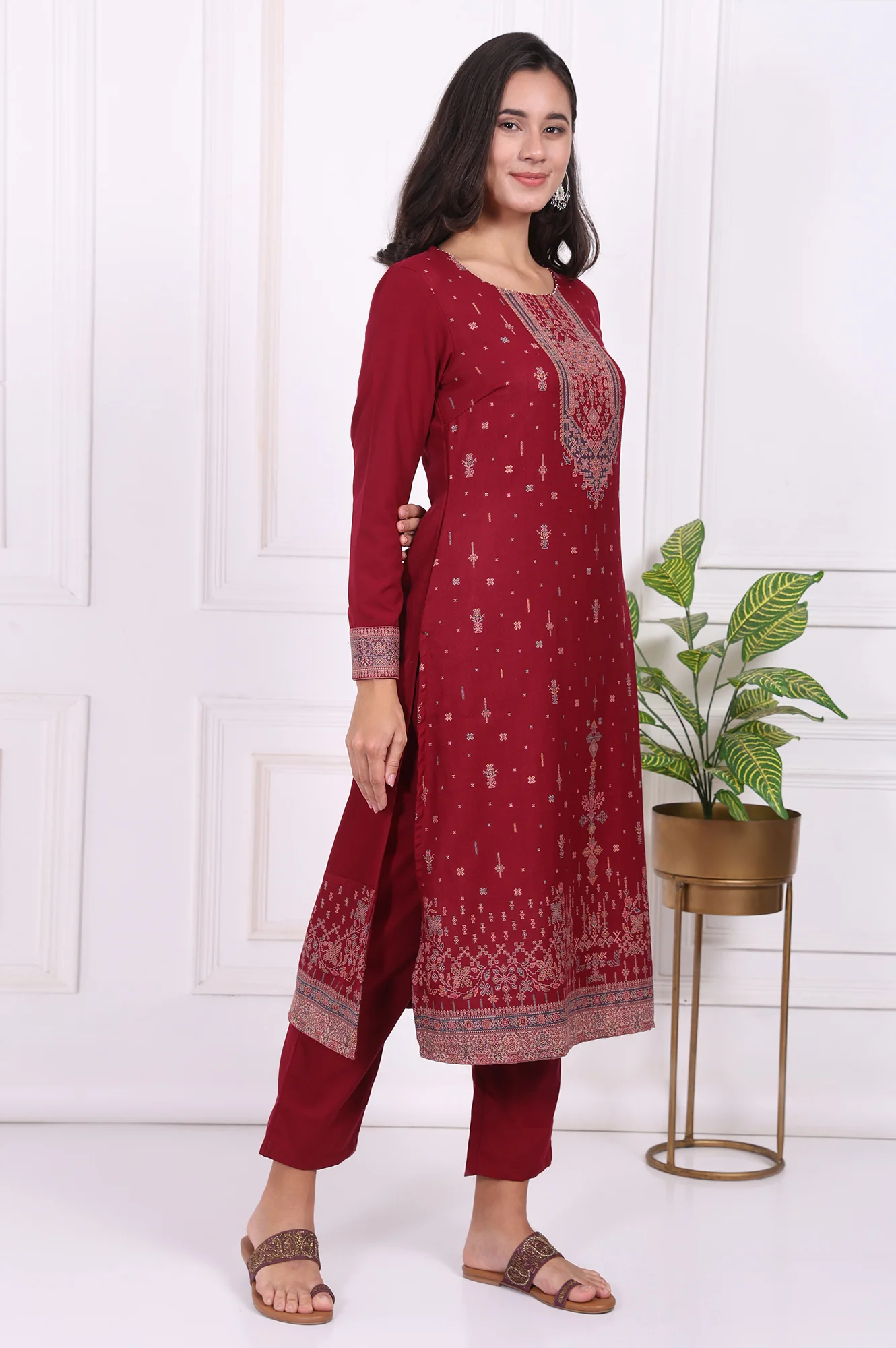 Maroon Ethnic Motifs Printed Straight Kurta, Straight Pants and Dupatta Set - Image 6