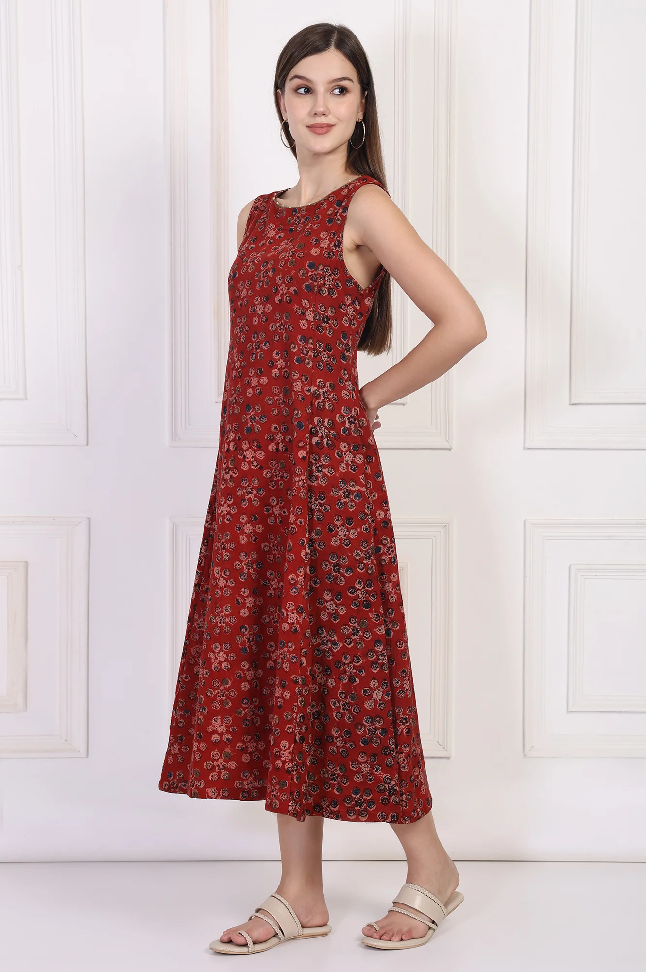 Maroon Floral Printed Cotton A-Line Dress - Image 4
