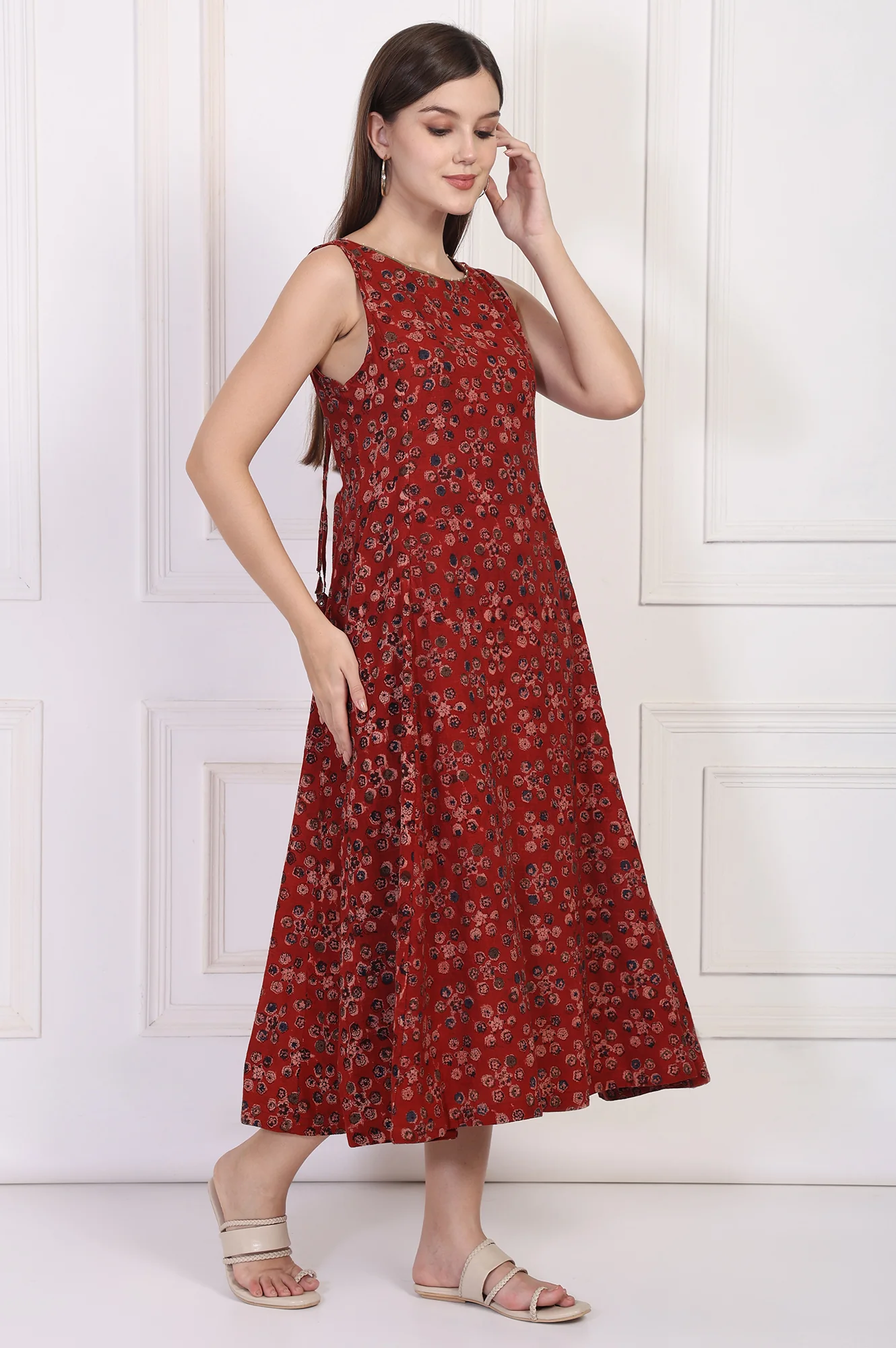 Maroon Floral Printed Cotton A-Line Dress - Image 6