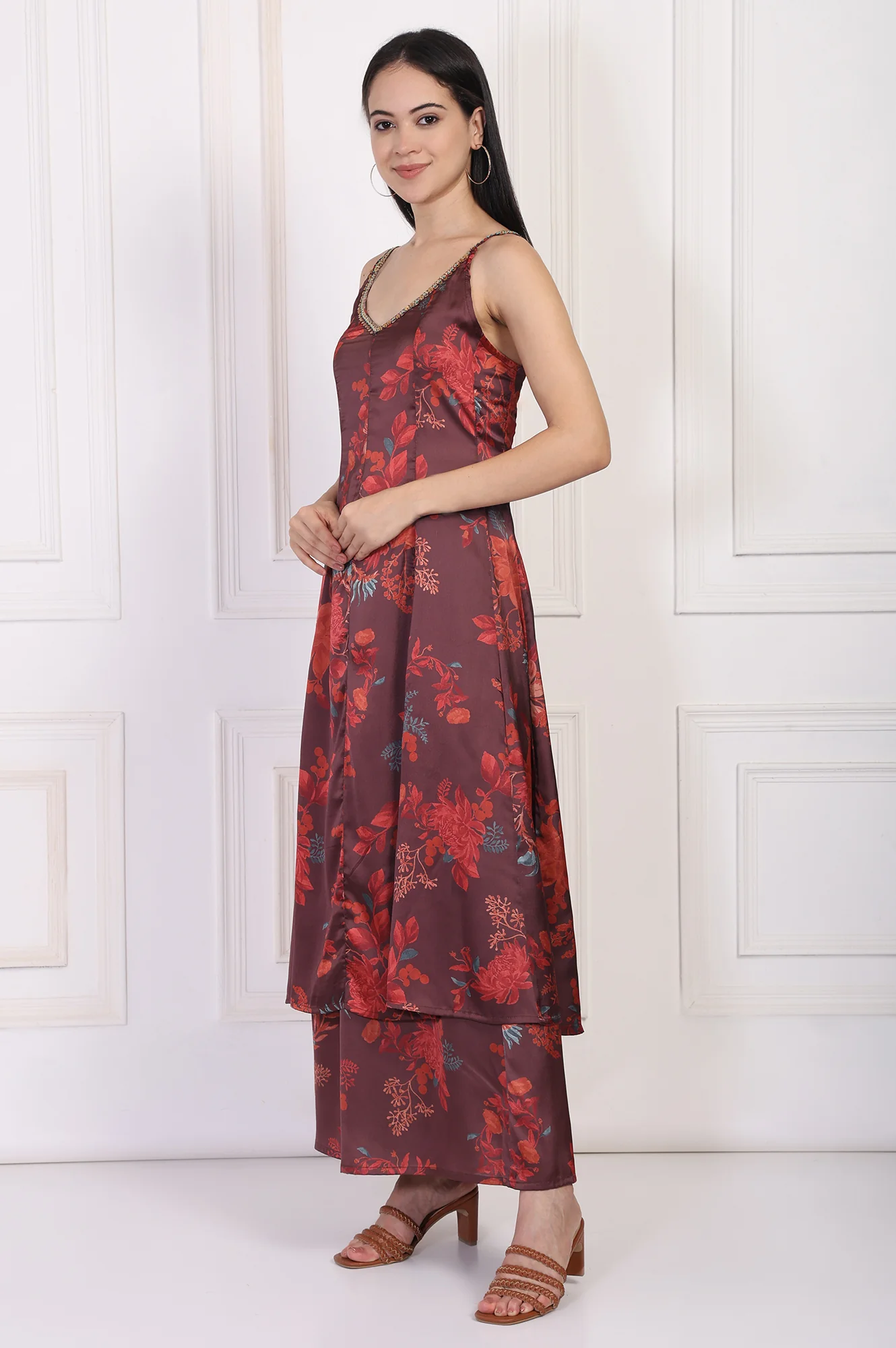 Maroon Floral Printed Sequined A-Line Satin Kurta with Flared Pant and Dupatta Set - Image 4