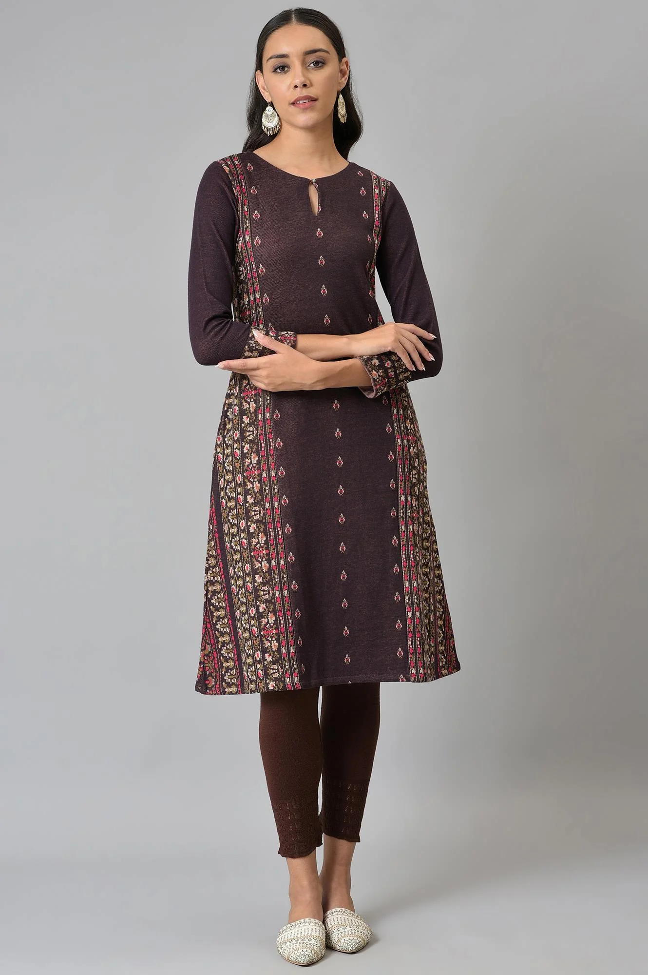 Maroon Jacquard Flared Winter kurta - Image 5