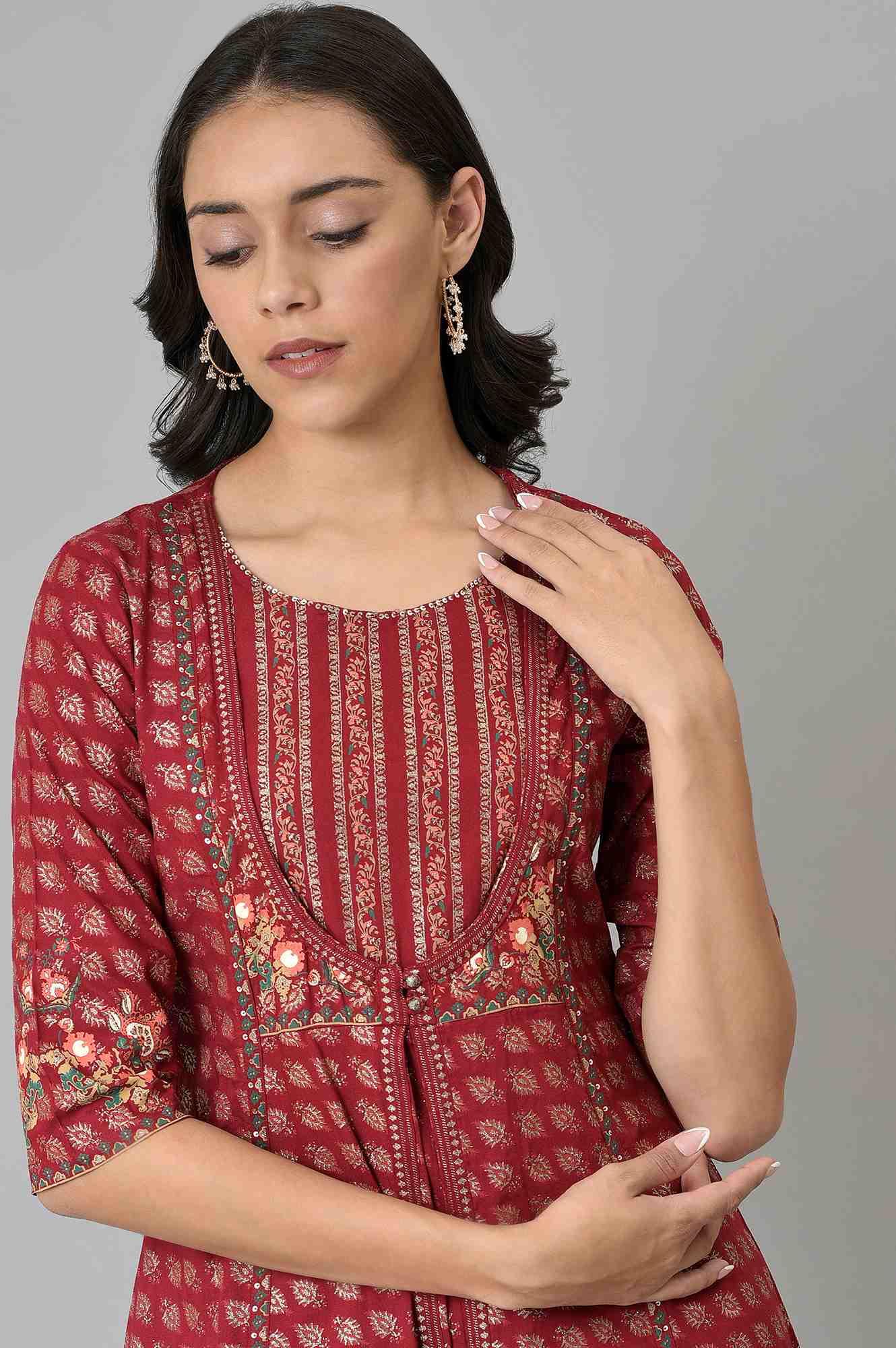Maroon Mock Layer Festive kurta With Straight Pants - Image 5