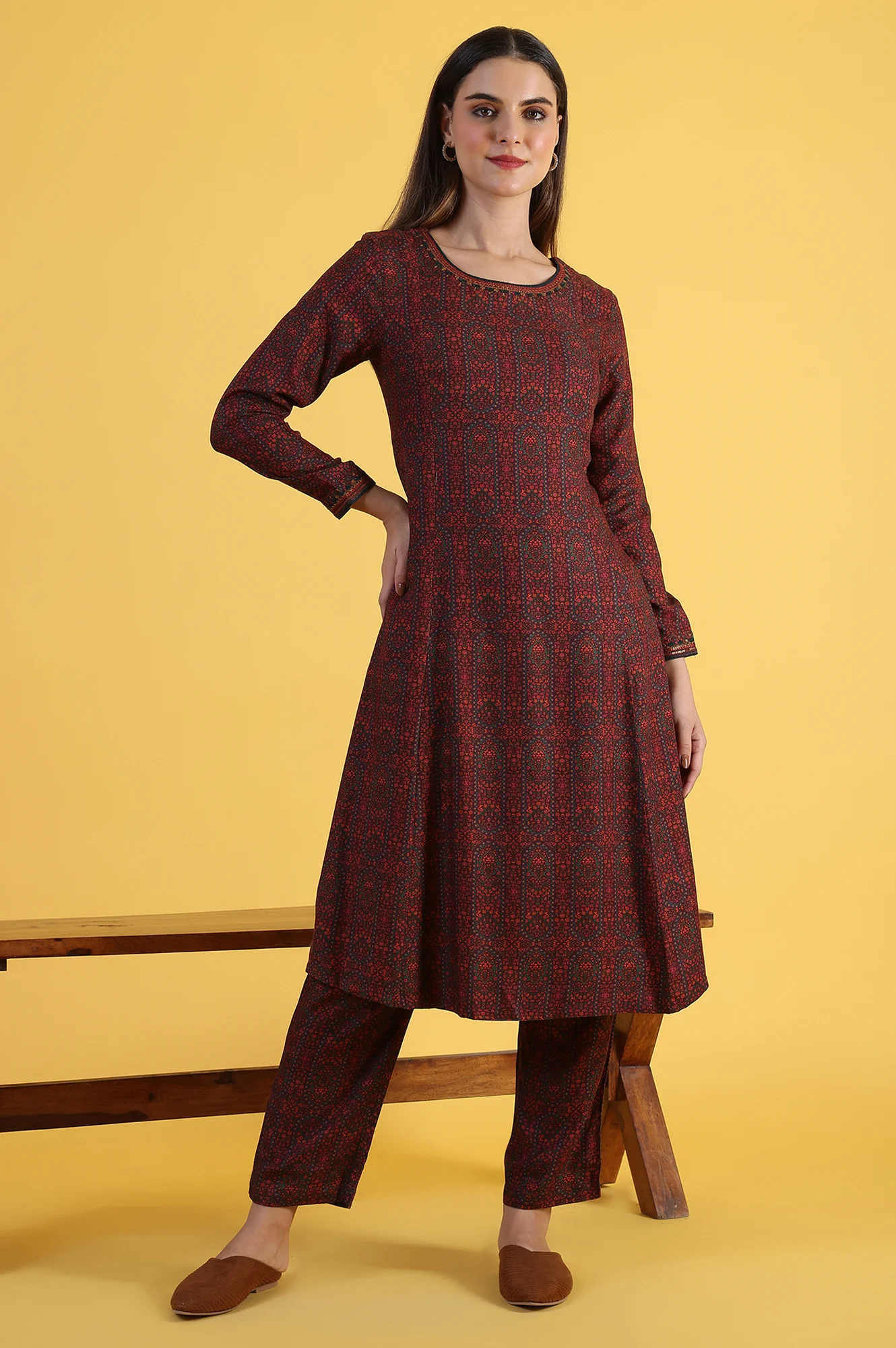 Maroon Printed A-Line Kurta & Straight pant Set - Image 2