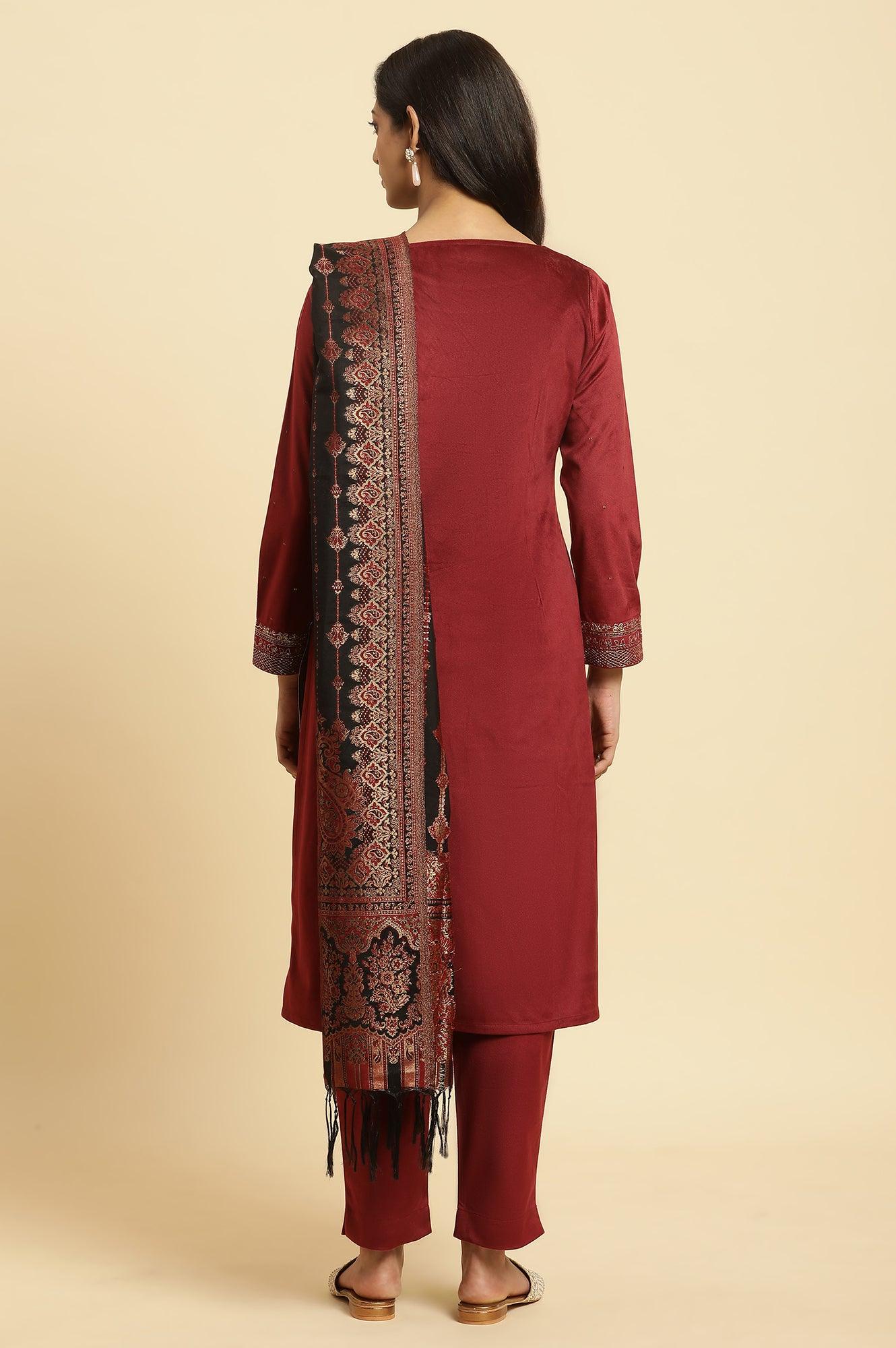 Maroon Velvet Embroidered Kurta, Pants And Jacquard Dupatta Set - Image 4