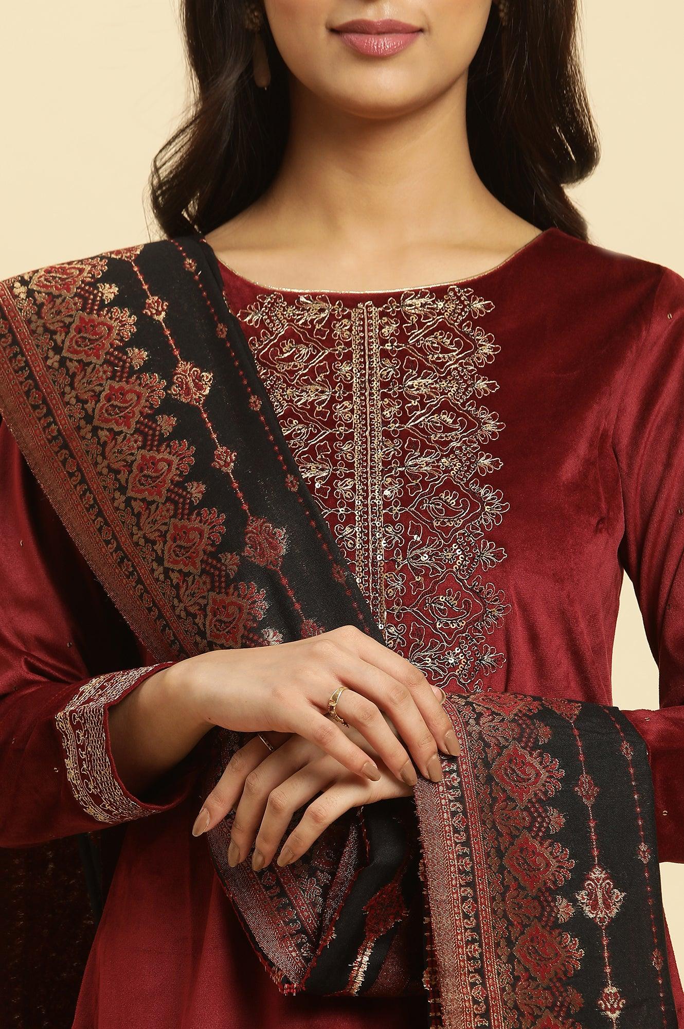 Maroon Velvet Embroidered Kurta, Pants And Jacquard Dupatta Set - Image 6