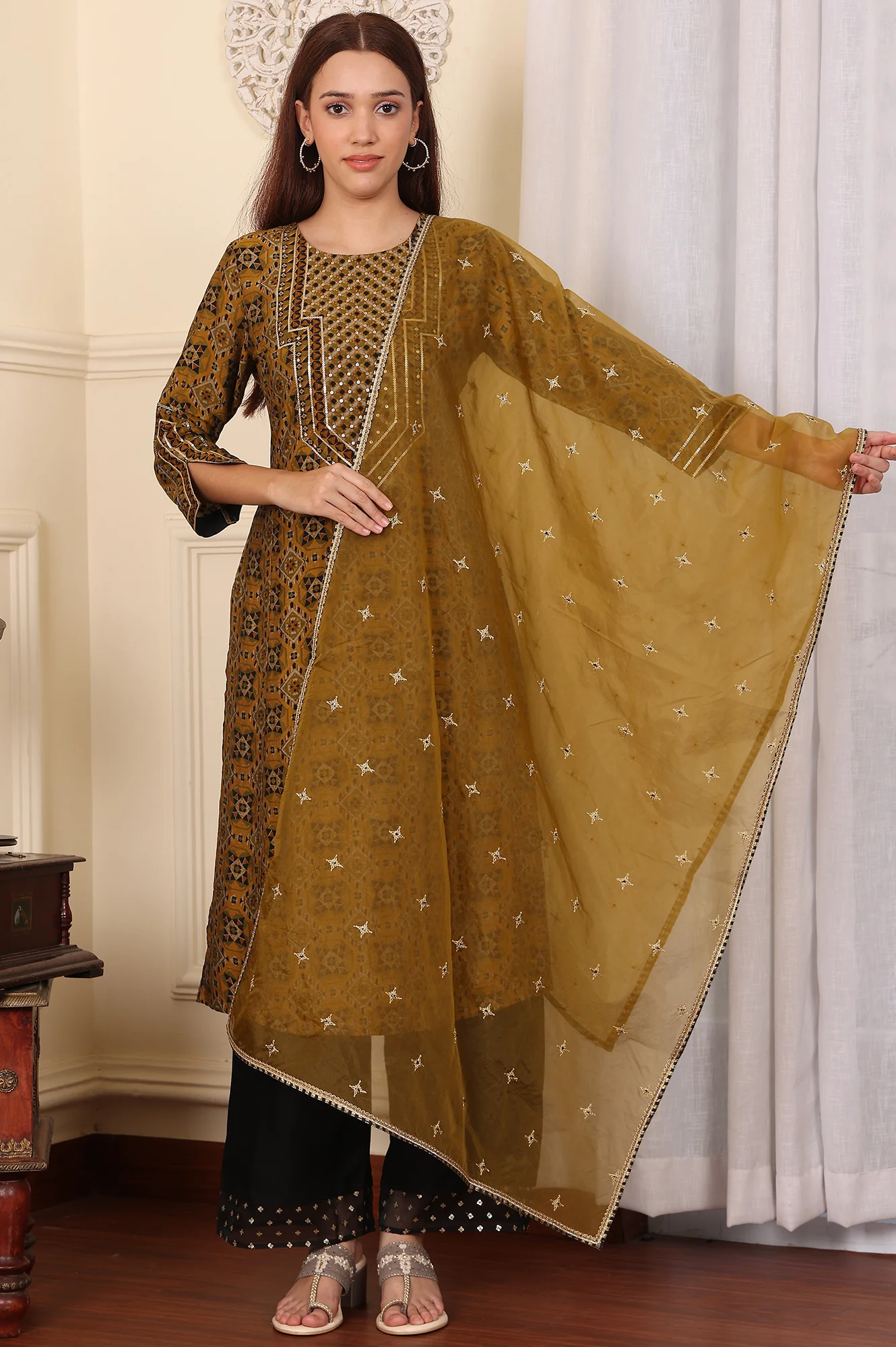Mustard Yellow Dori Embroidered Organza Dupatta - Image 2