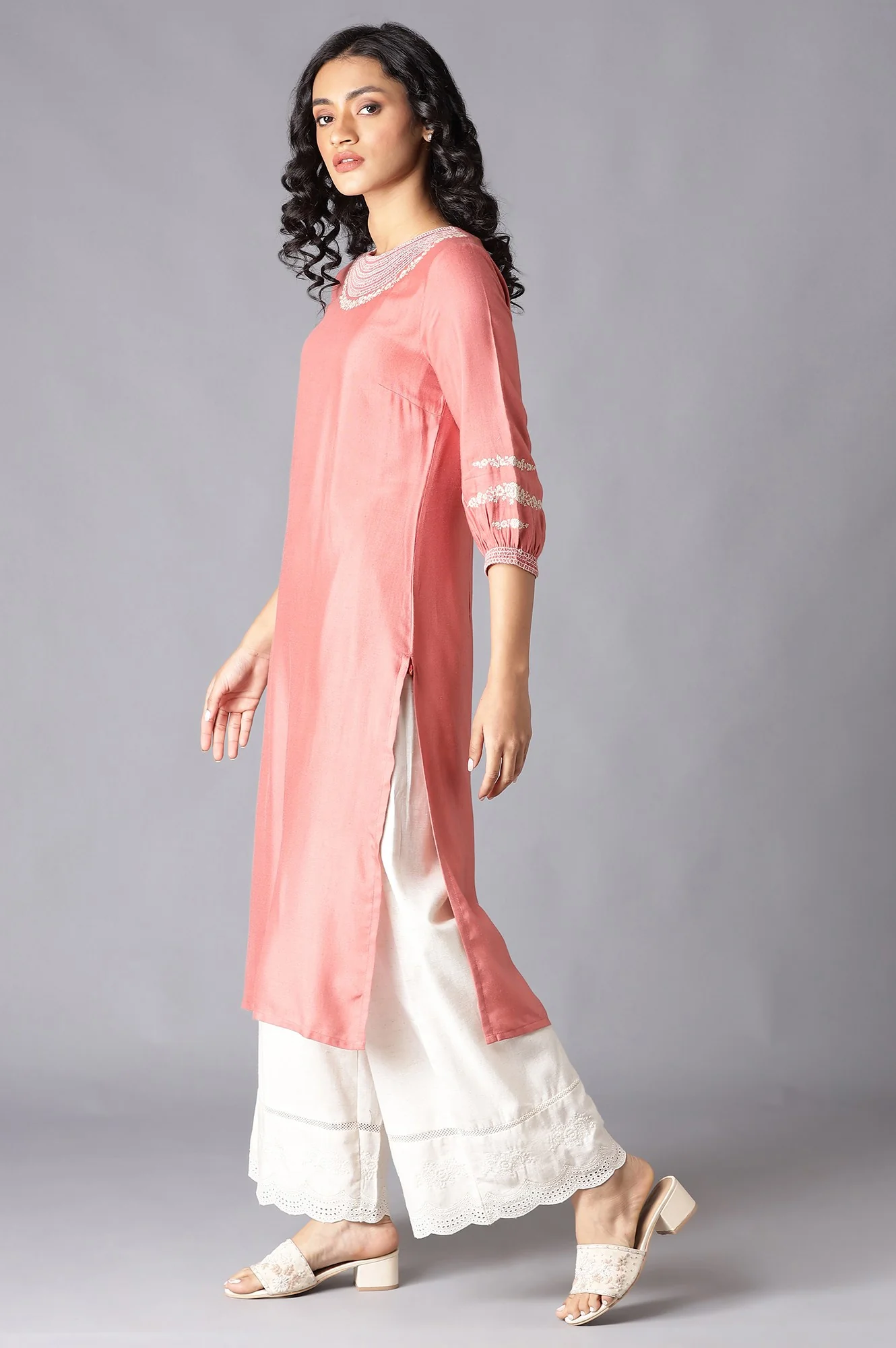 Ecru Parallel Pants With Embroidery Hemline - Image 5