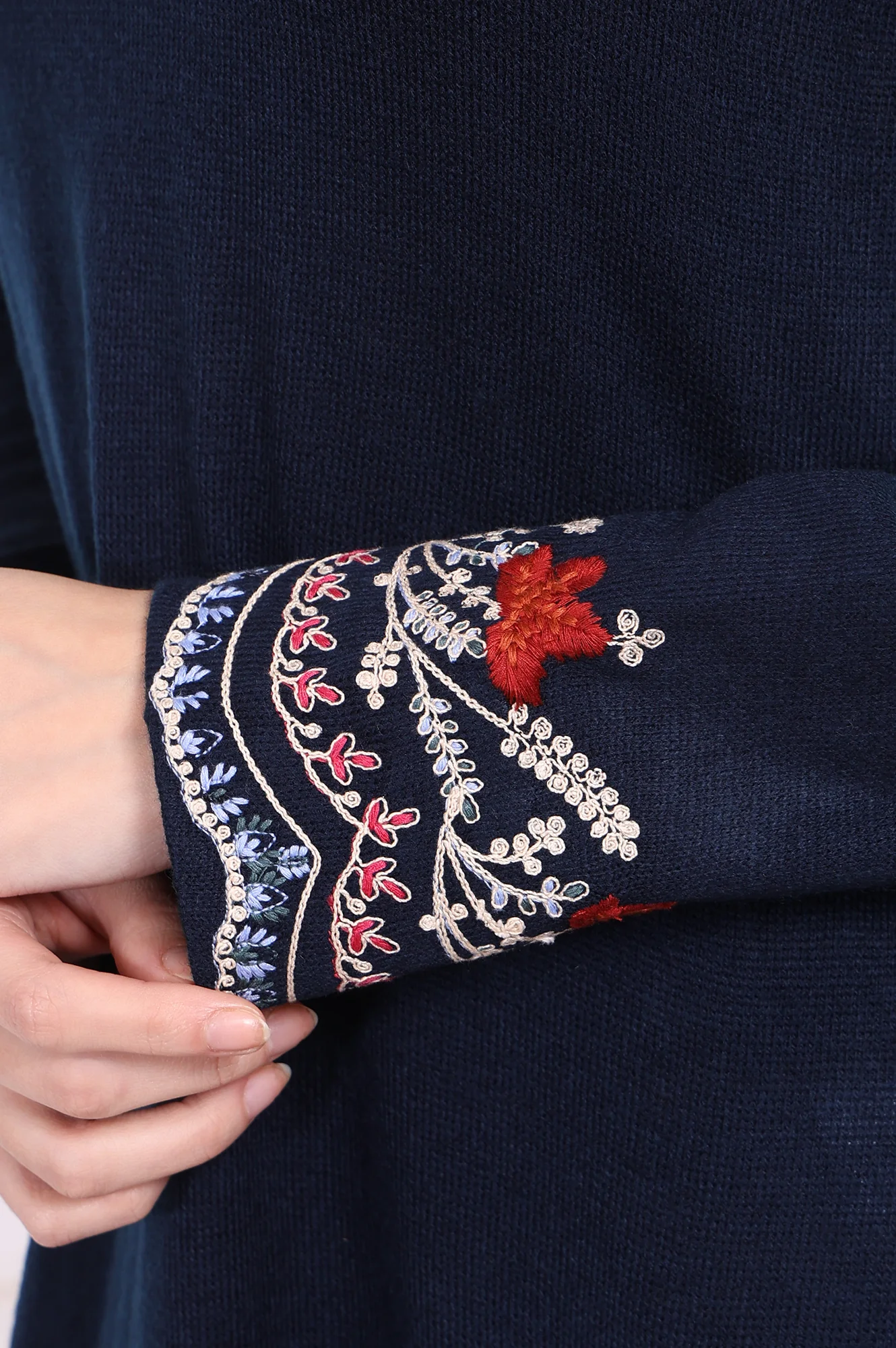 Navy Blue Embroidered A-Line Acrylic Winter Kurta - Image 7
