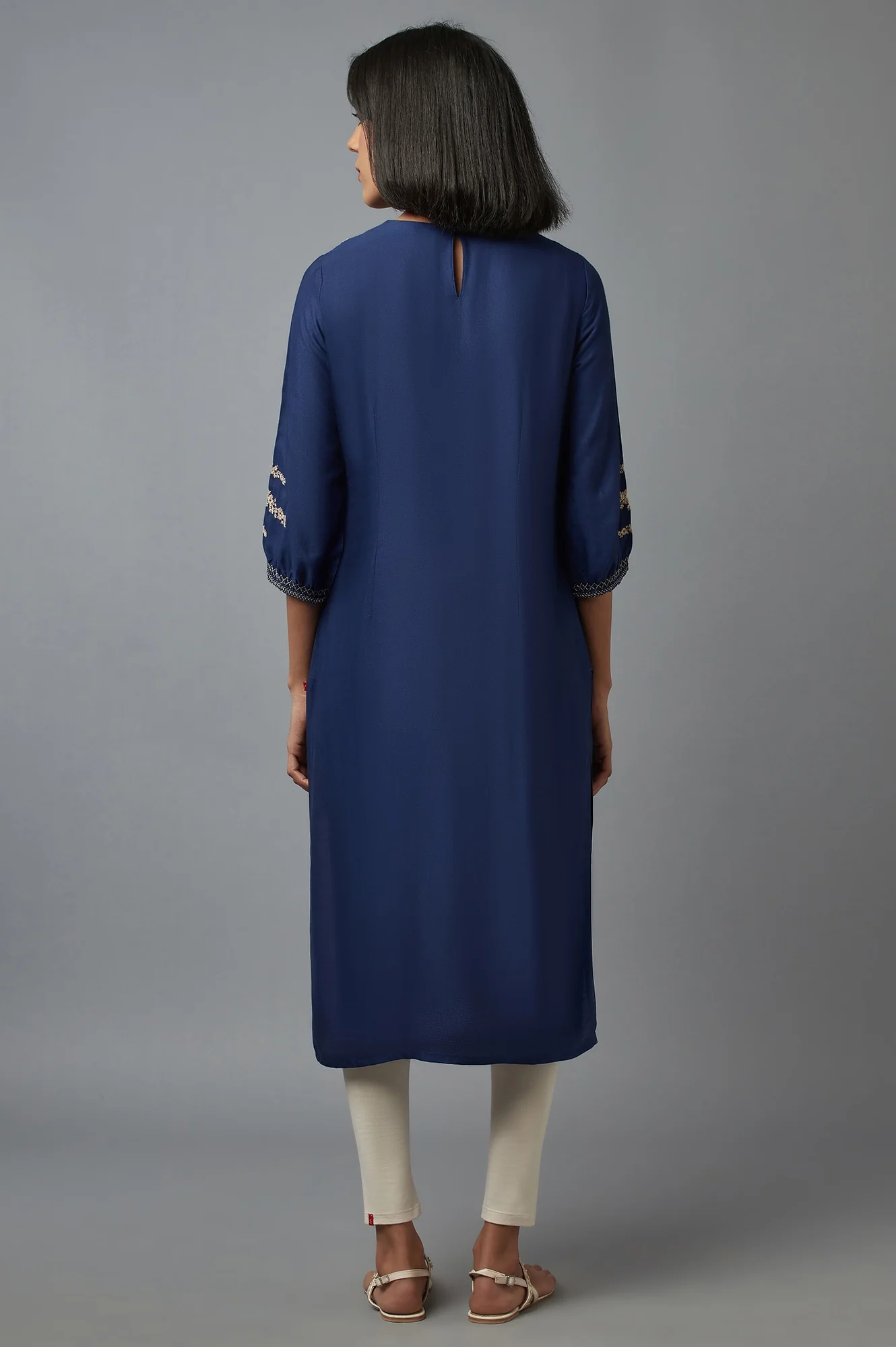 Navy Blue Embroidered kurta - Image 2