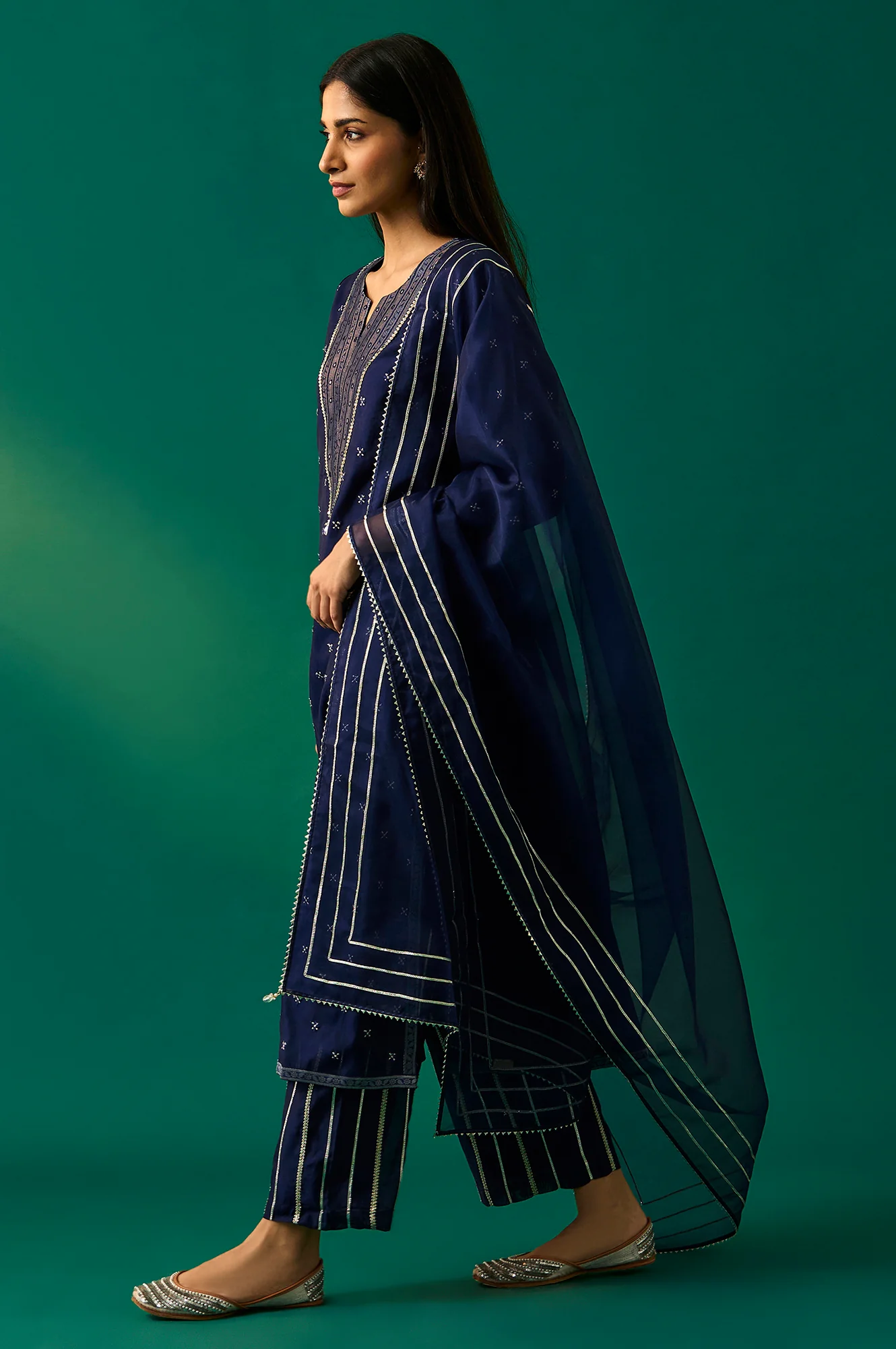 Navy Blue Embroidered Straight Kurta with Straight Pant and Dupatta Set - Image 3