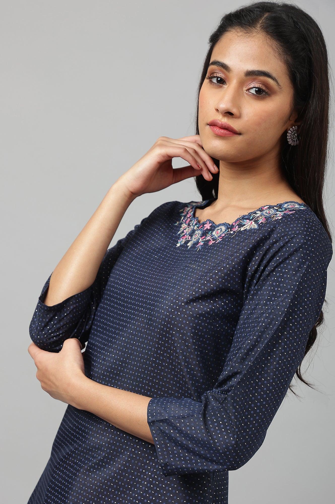 Navy Blue Festive kurta With Embroidered Neck - Image 9
