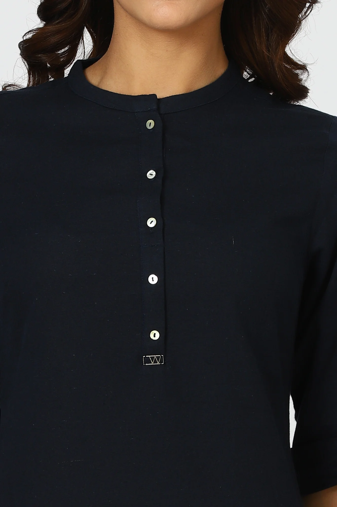Navy Blue Mandarin Collar Cotton Blend Straight Kurta With W Branding - Image 9