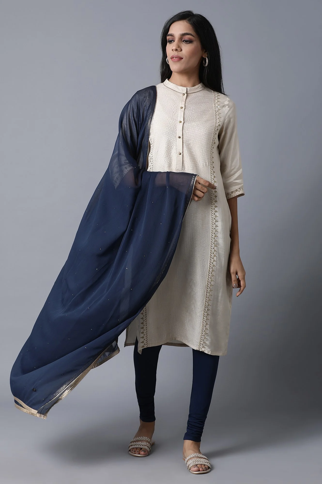 Navy Blue Mukaish Dupatta - Image 3