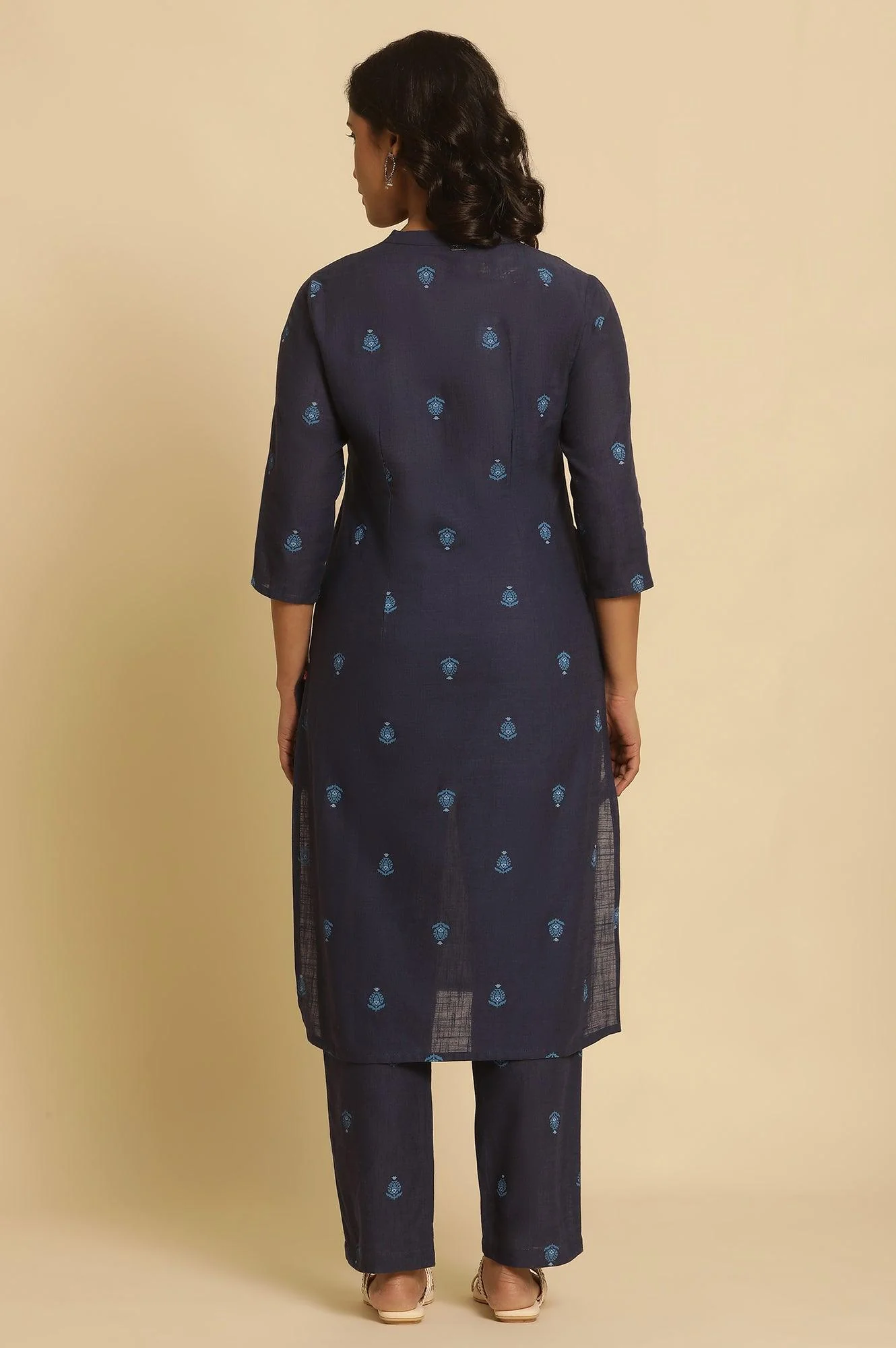 Navy Blue Printed Cotton Kurta And Pants Set - Image 4