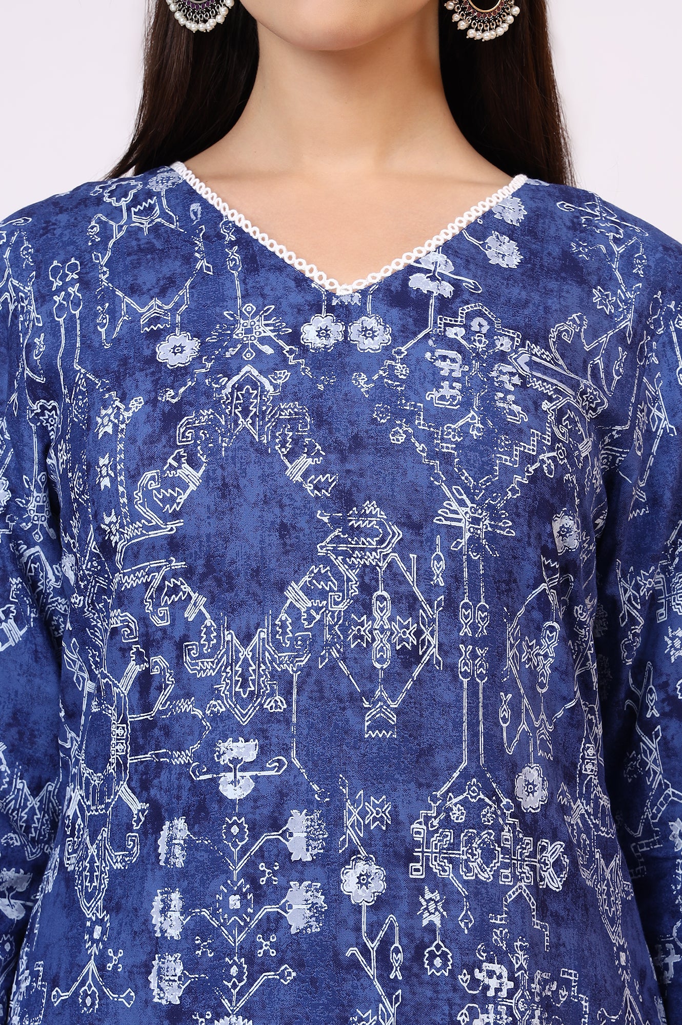 Navy Blue Printed Rayon Straight Kurta with Lace - Image 4