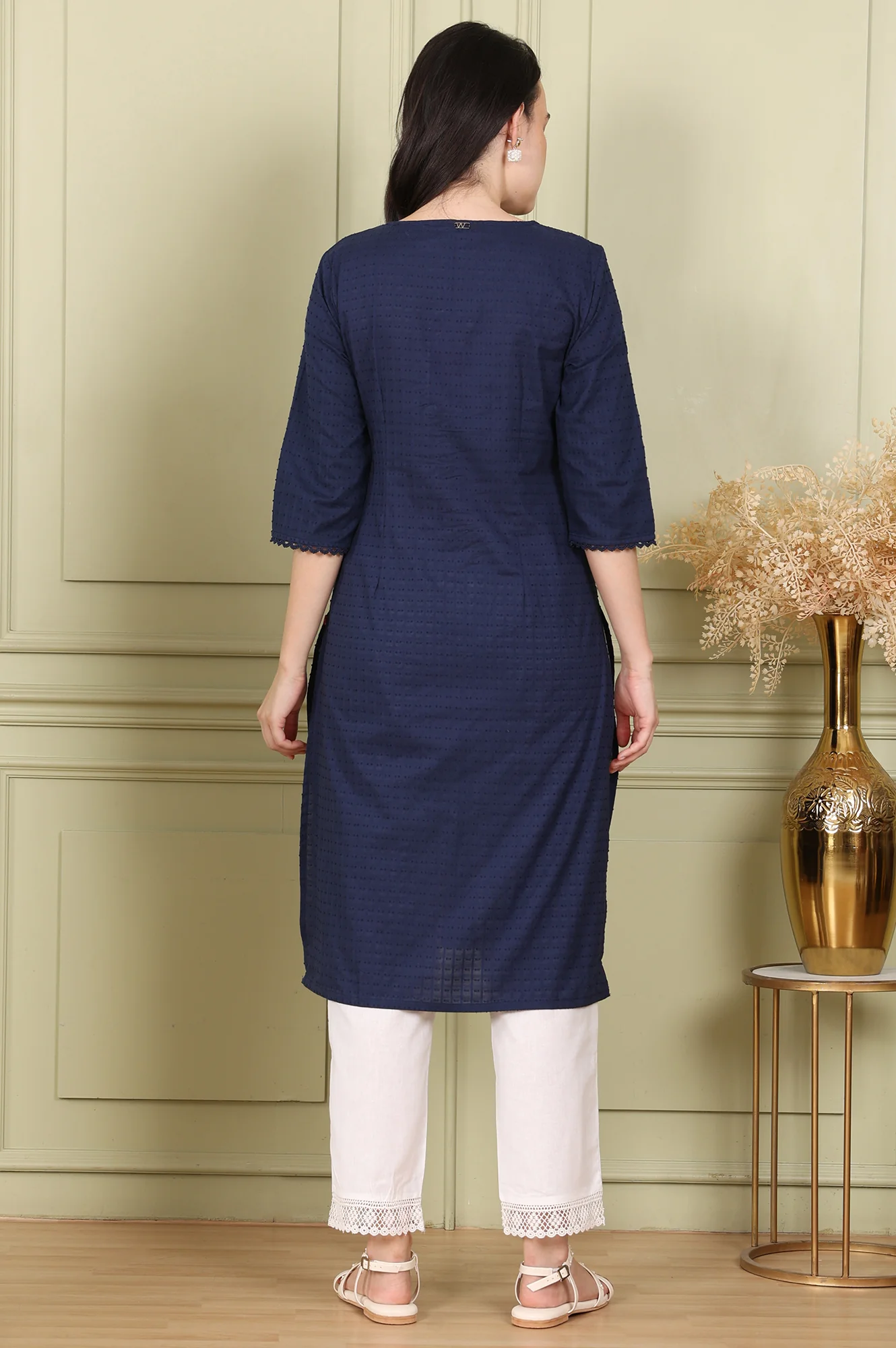 Navy Blue Textured Straight Kurta With Thread Embroidered Yoke - Image 5