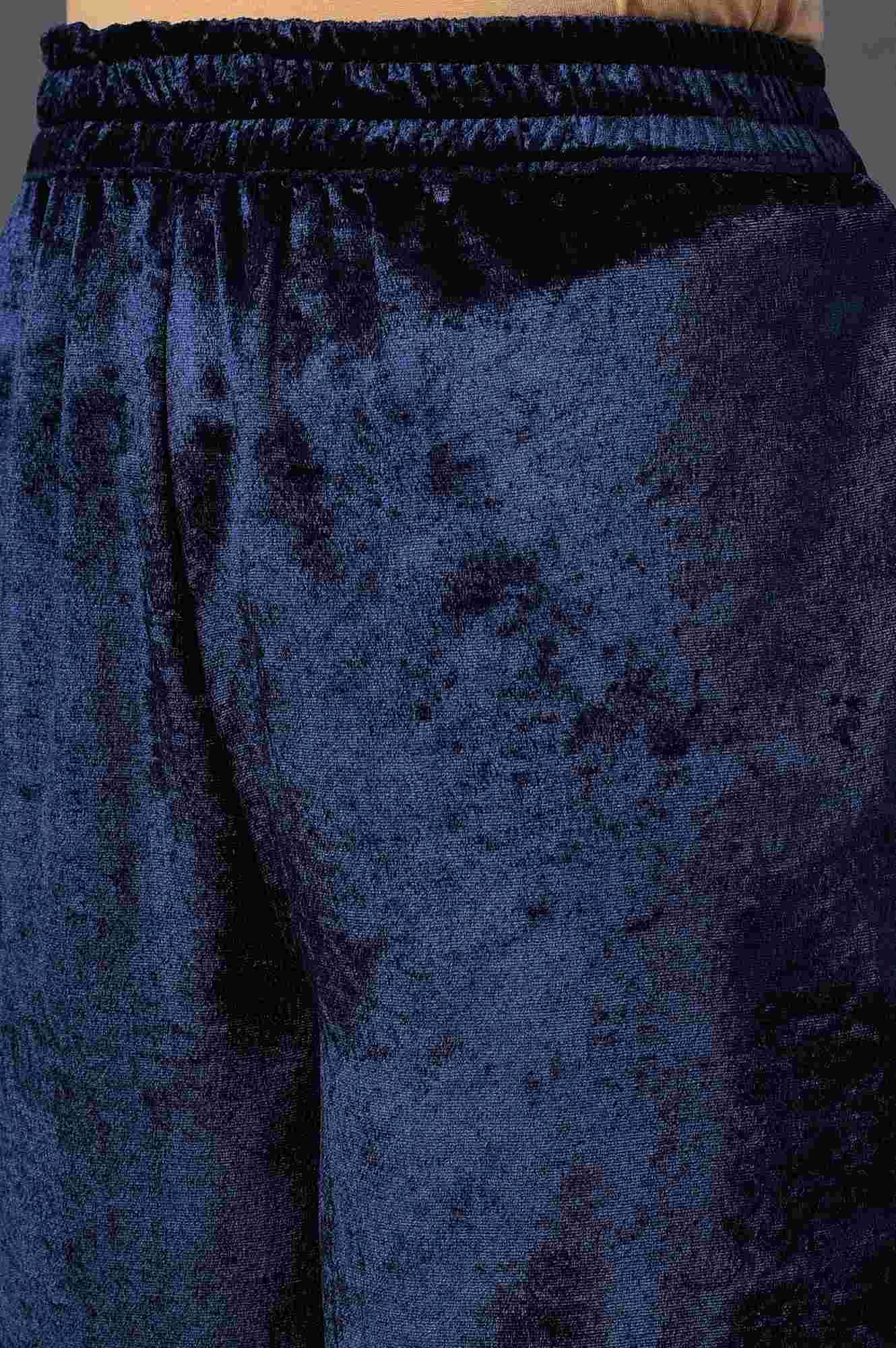 Navy Blue Velvet kurta With Embroidered Belt And Straight Pants - Image 7