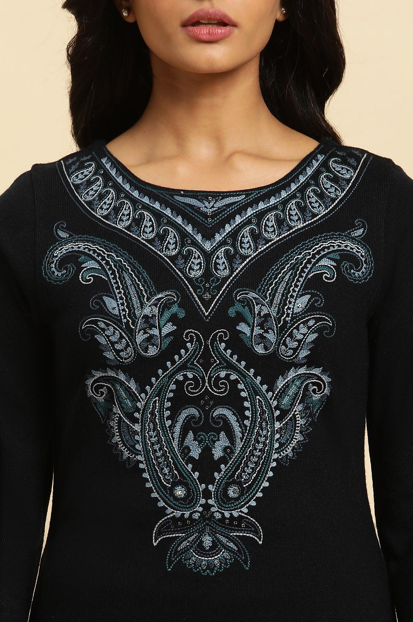 Navy Embroidered Winter Kurta And Tights Set - Image 6