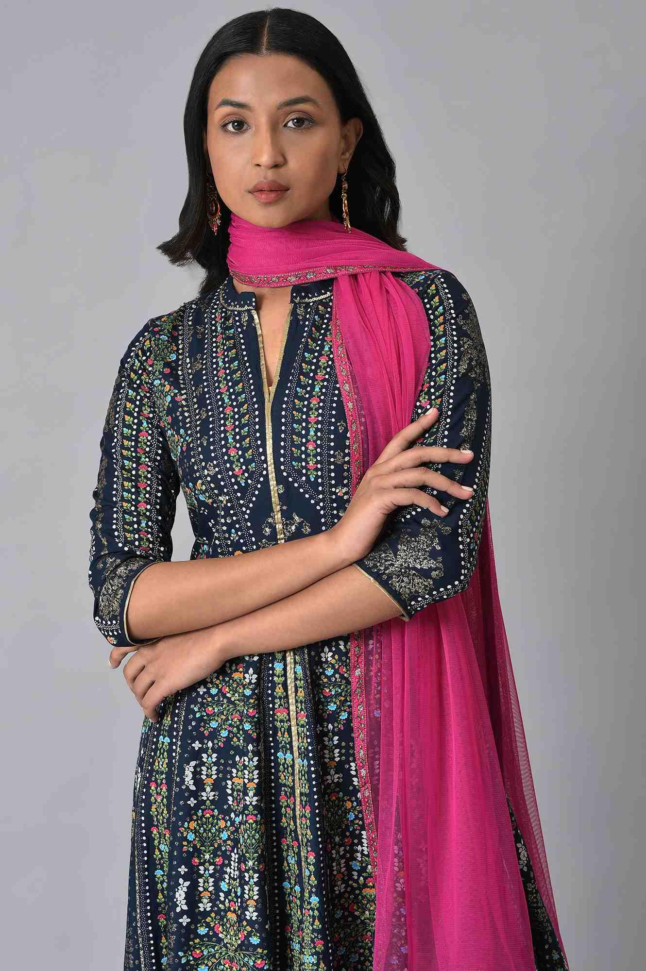 Navy Printed Kalidar Dress With Pink Chiffon Dupatta - Image 5