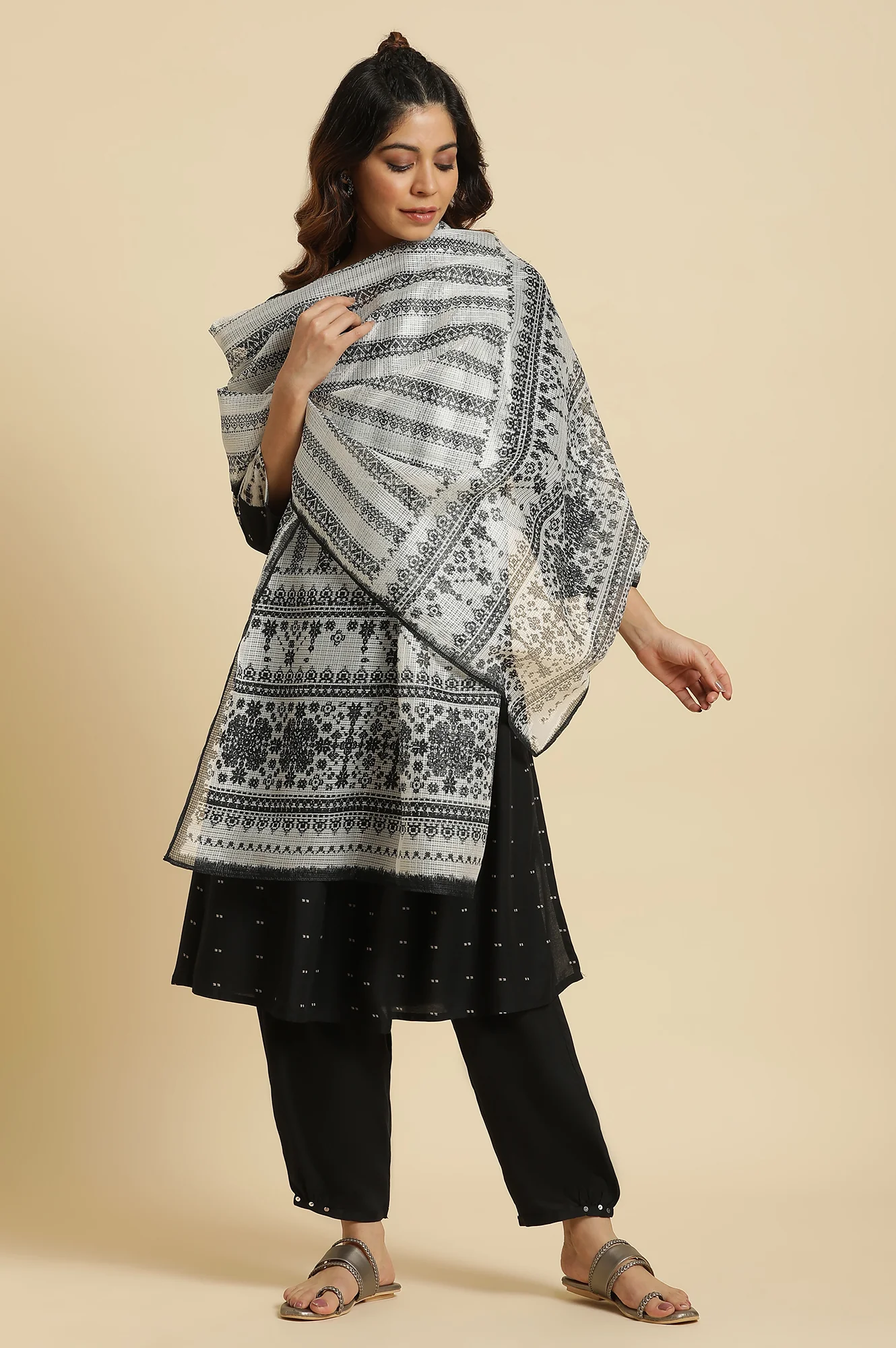 Off-White & Black Kota Printed Dupatta - Image 3