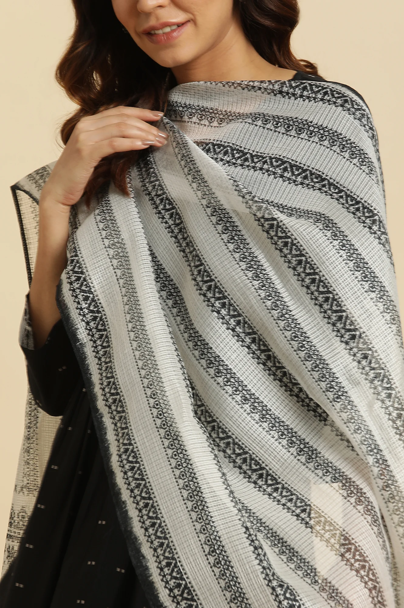 Off-White & Black Kota Printed Dupatta - Image 4
