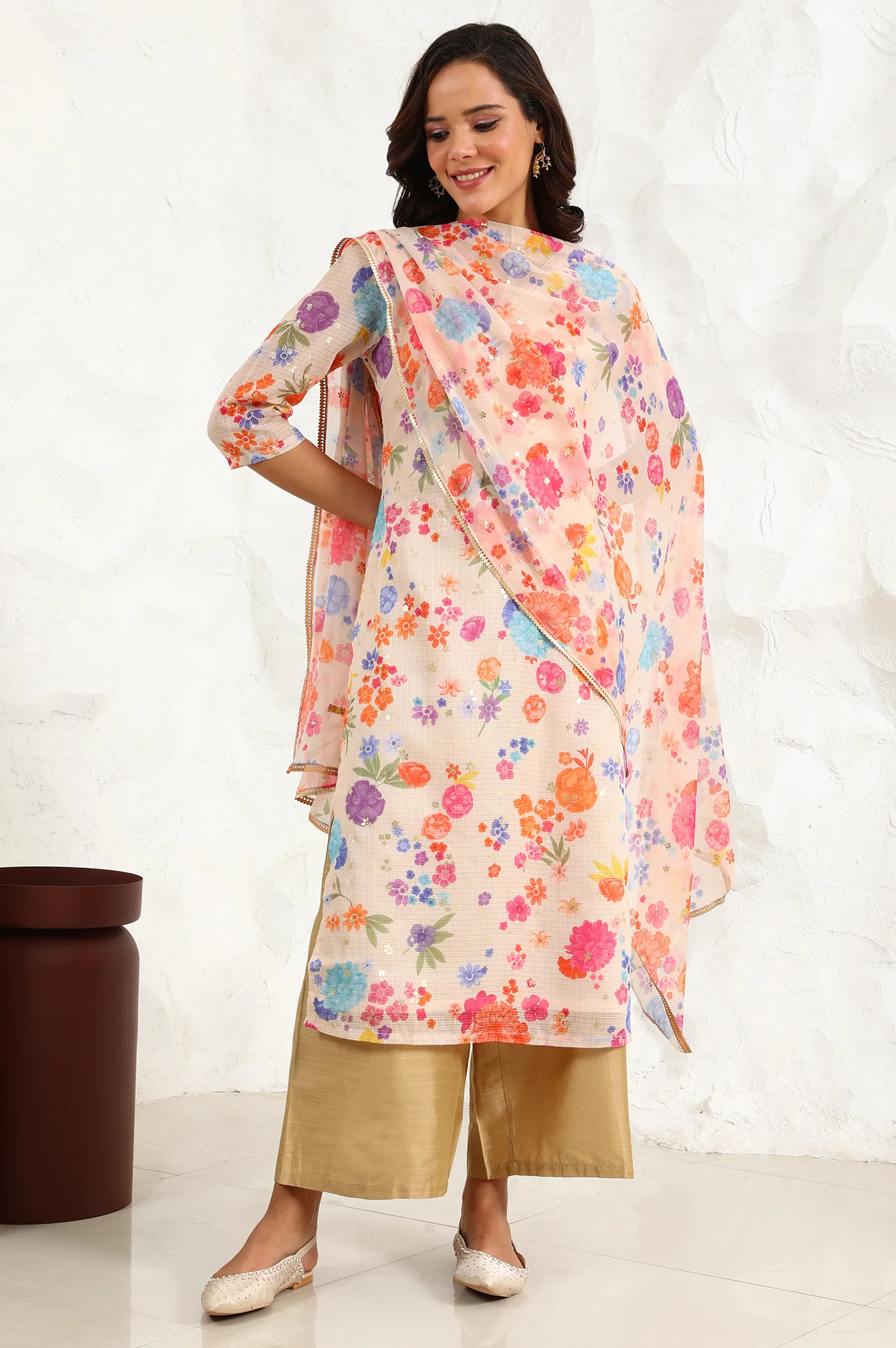 Off-White Digital Foil Floral Printed Chiffon Dupatta - Image 3