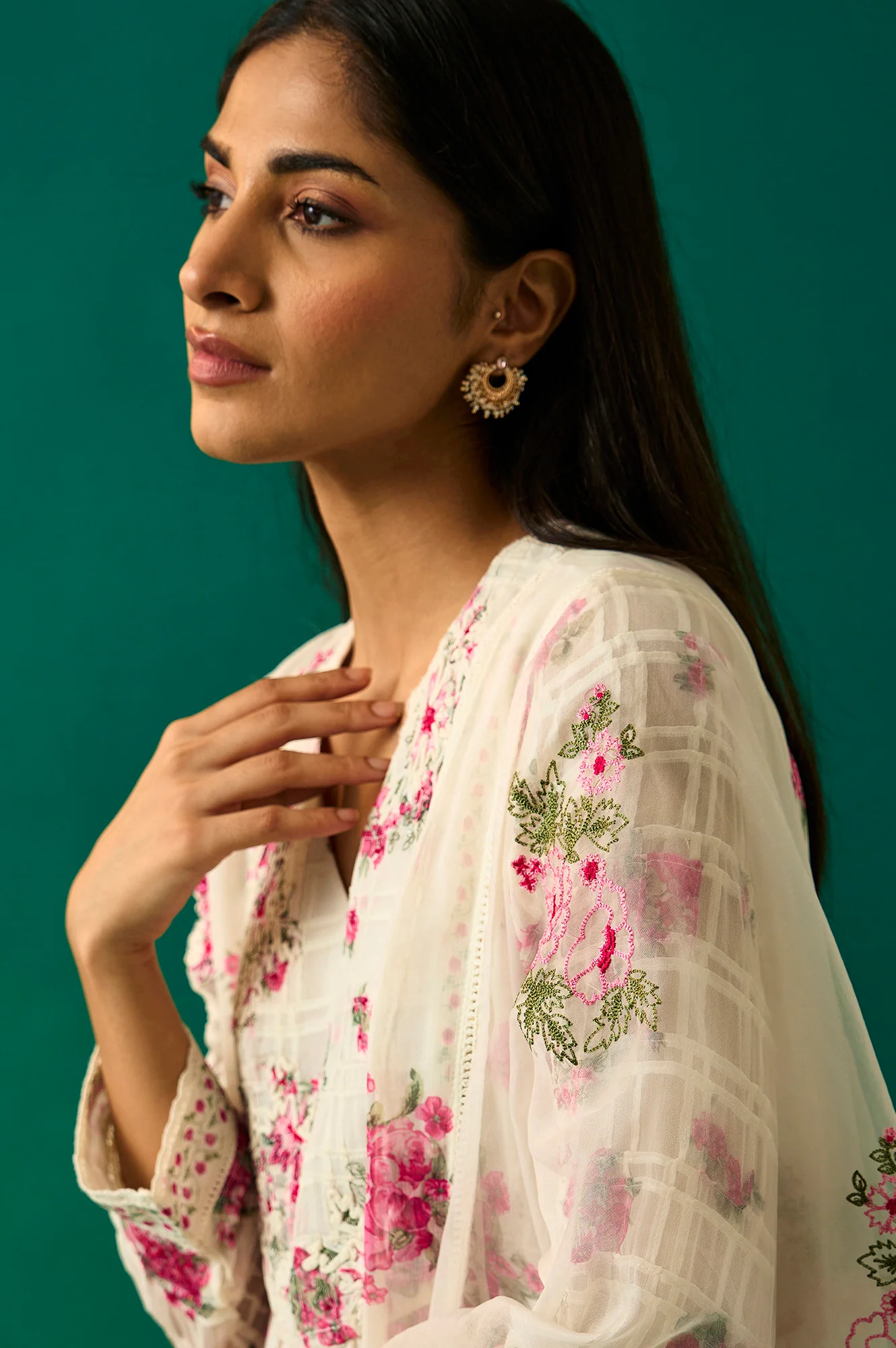 Off White Dori Embroidery Flared Silver Chiffon Kurta, Pants and Dupatta Set - Image 2