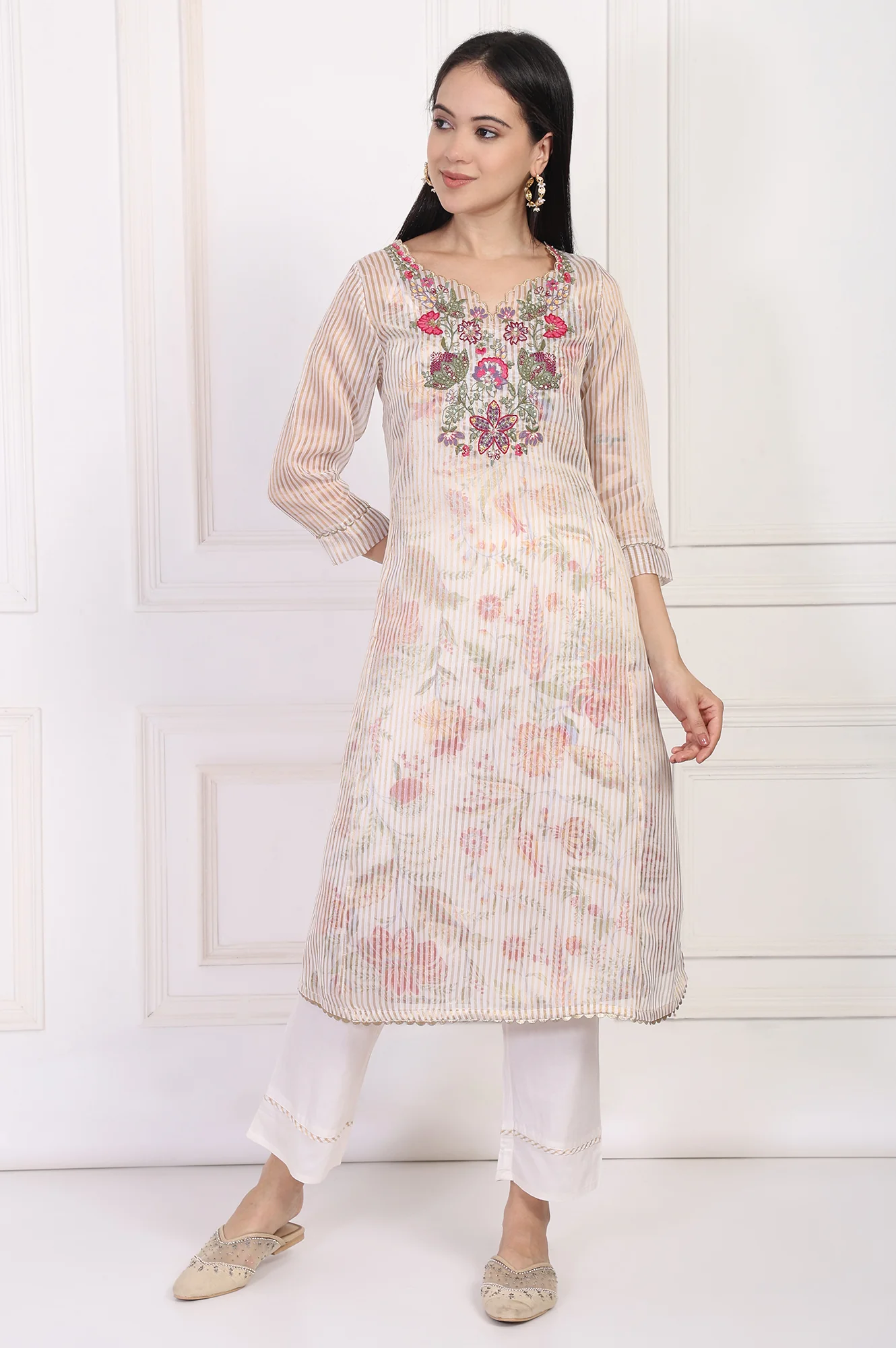 Off-White Embroidered Straight Tissue Kurta with Straight Pant Set - Image 2