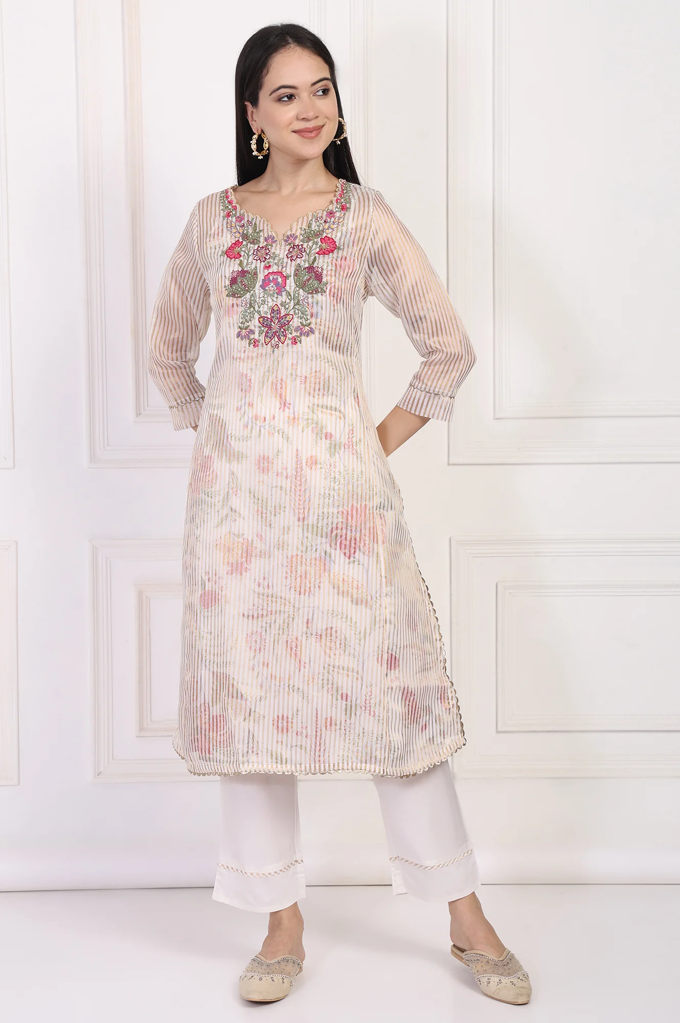 Off-White Embroidered Straight Tissue Kurta with Straight Pant Set - Image 3