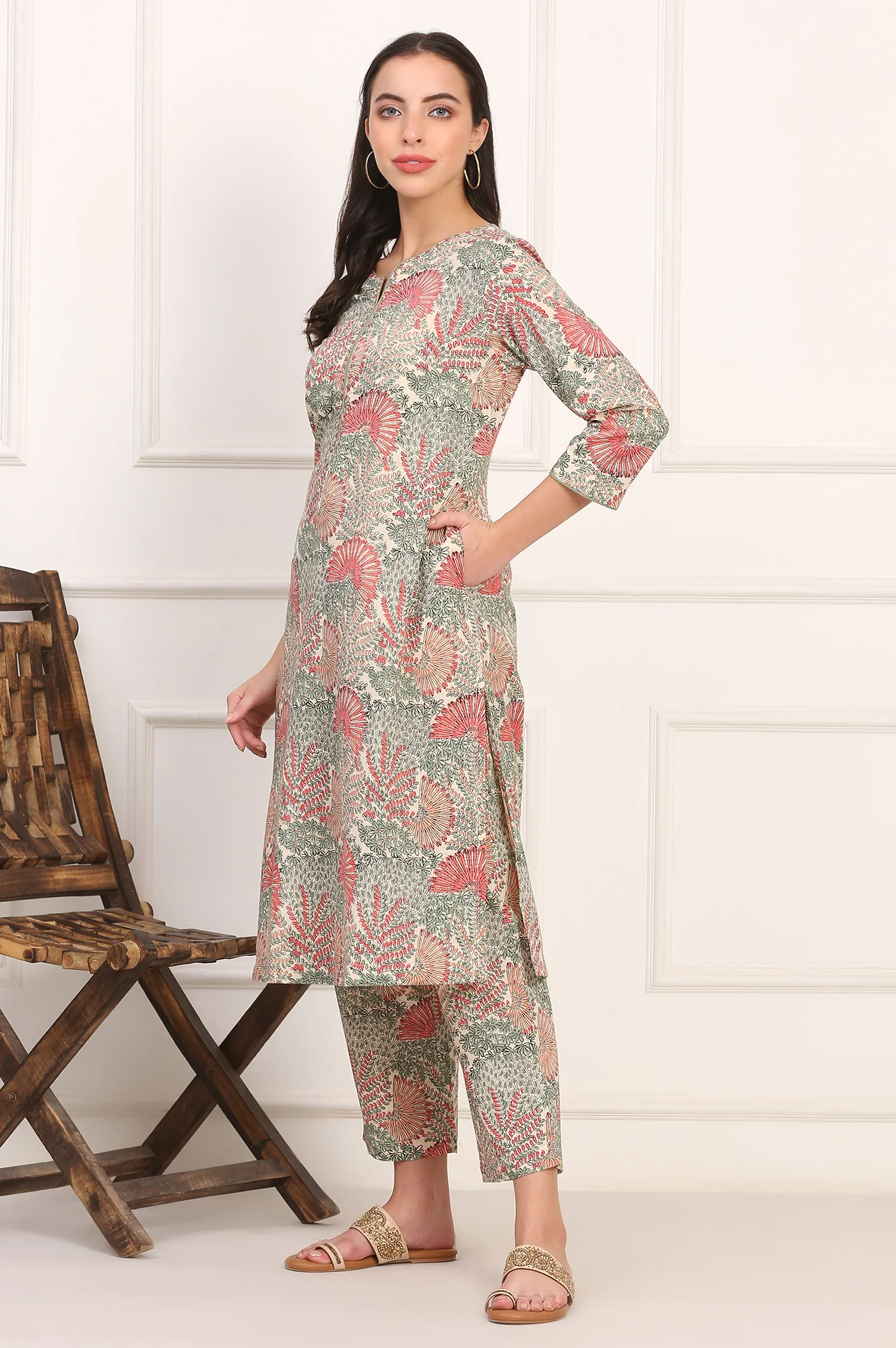 Off-White Floral Handblock Printed Pure Cotton Straight Kurta, Pants and Dupatta Set - Image 5