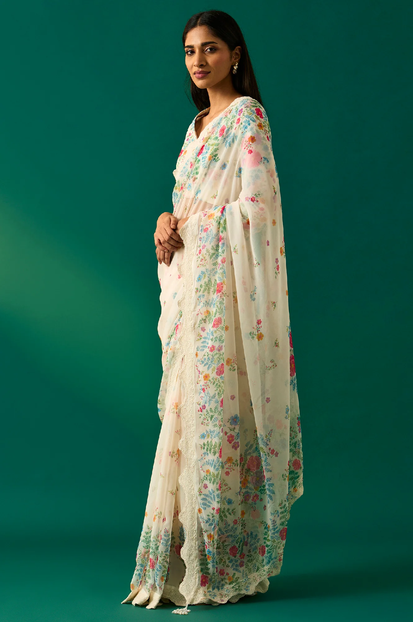 Off-White Floral Printed Embroidered Georgette Saree with Unstitched Blouse - Image 4