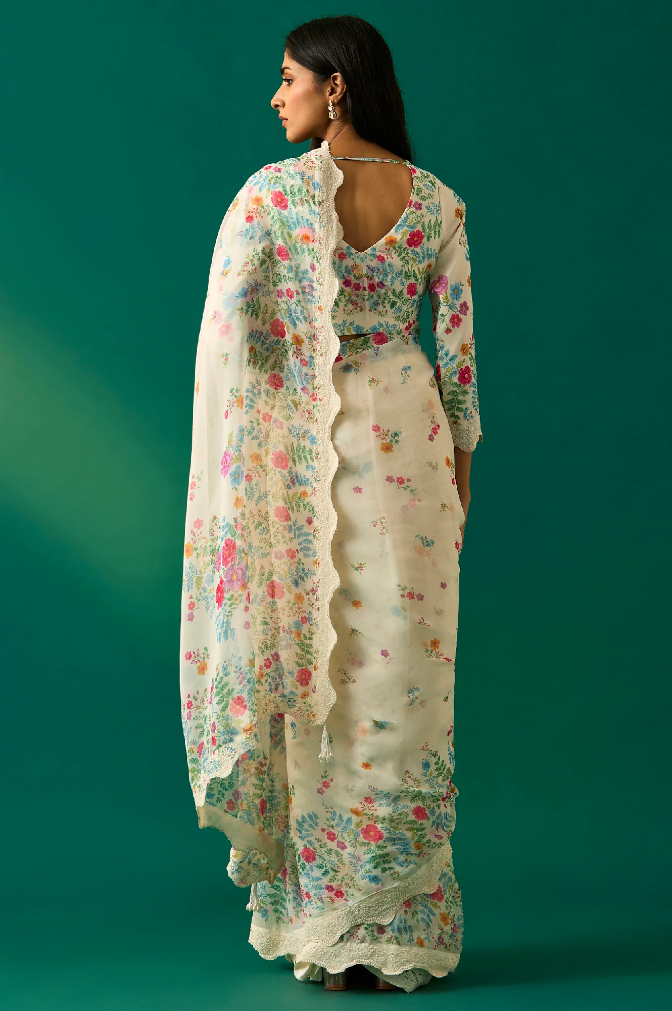 Off-White Floral Printed Embroidered Georgette Saree with Unstitched Blouse - Image 5