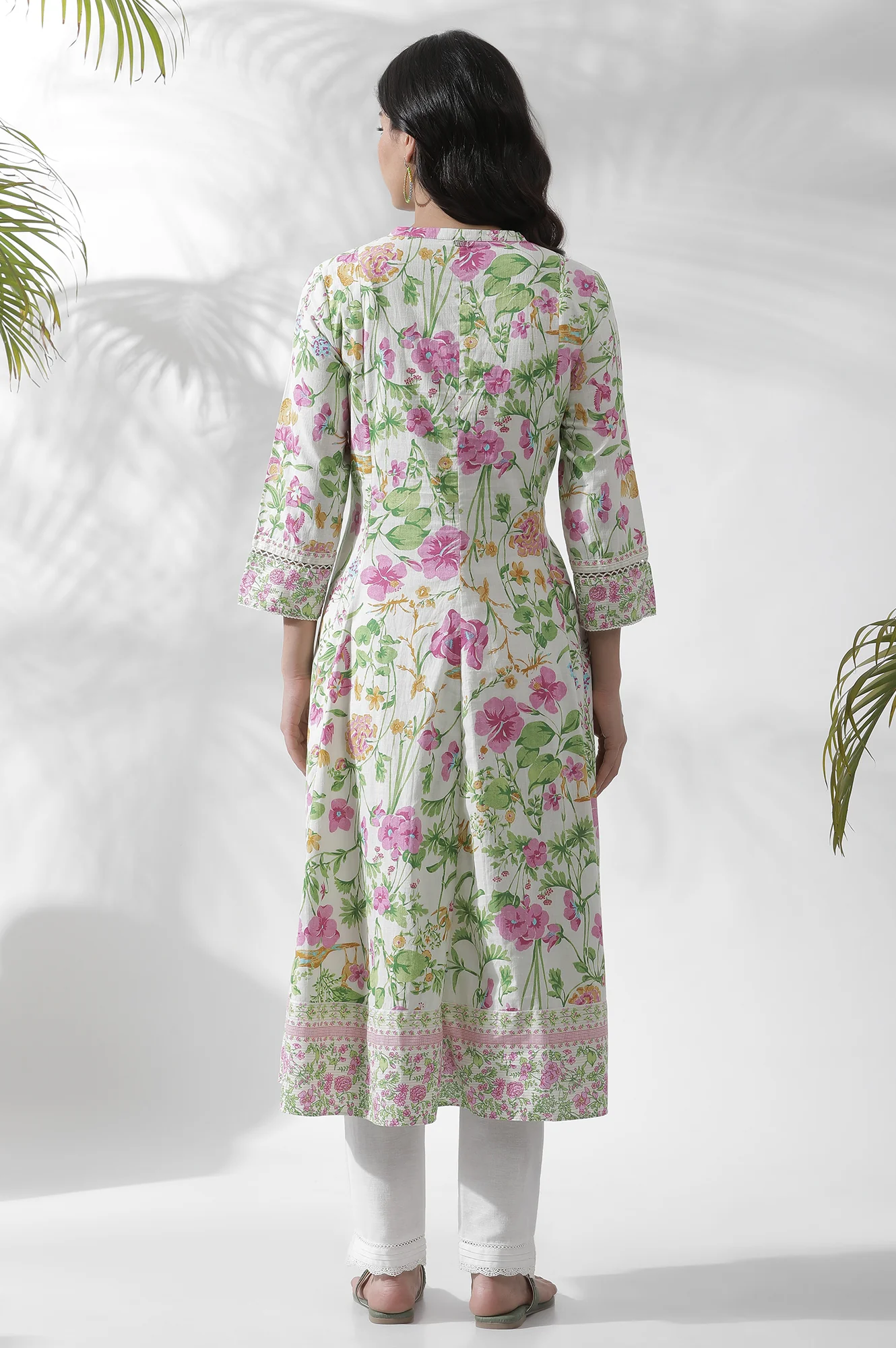 Off-White Floral Printed Flared Kurta - Image 4