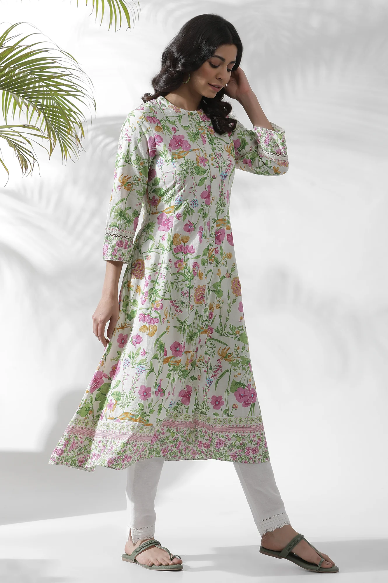 Off-White Floral Printed Flared Kurta - Image 5