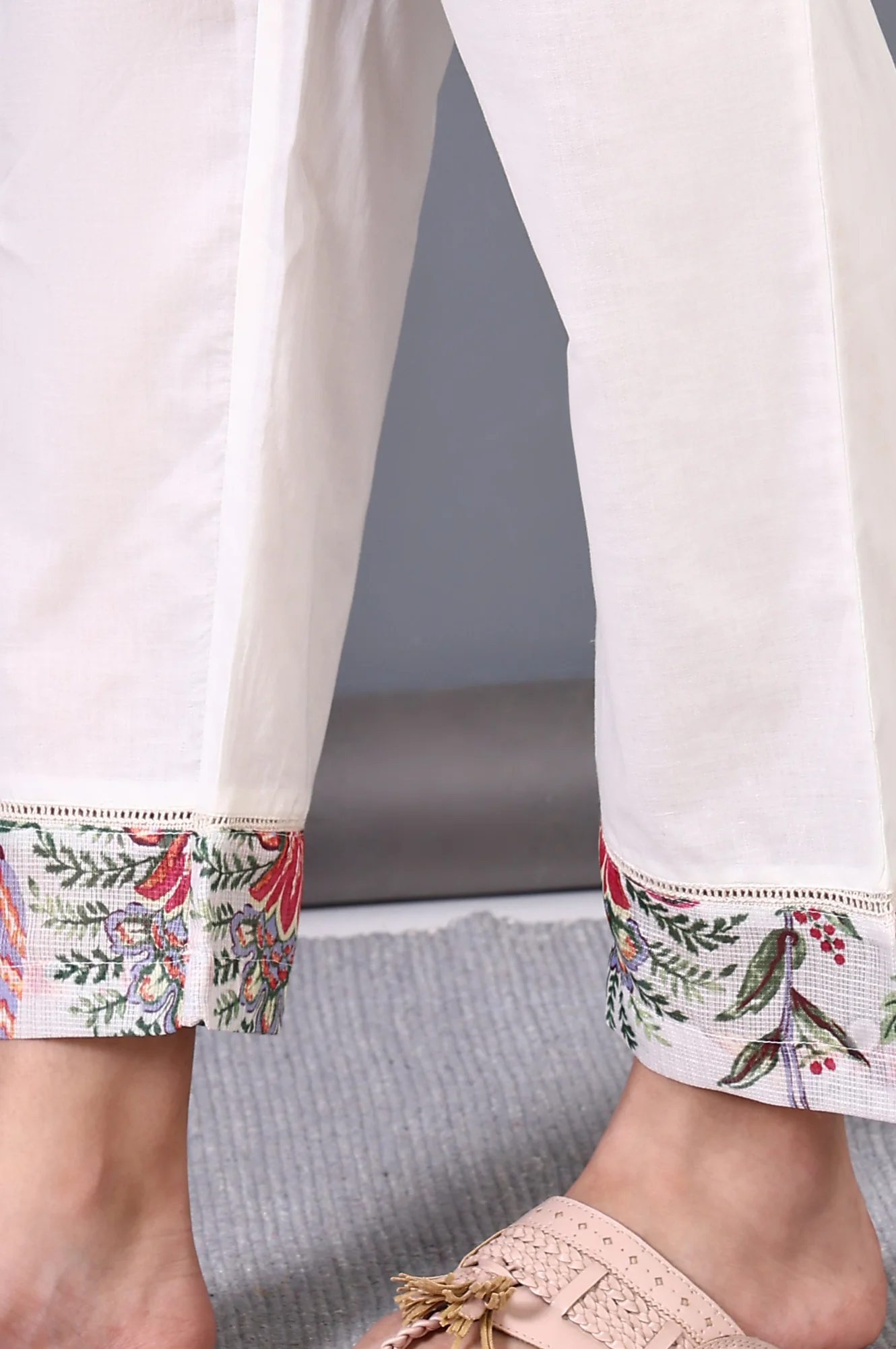 Off White Floral Printed Kota Straight Kurta, Pants and Dupatta Set - Image 9
