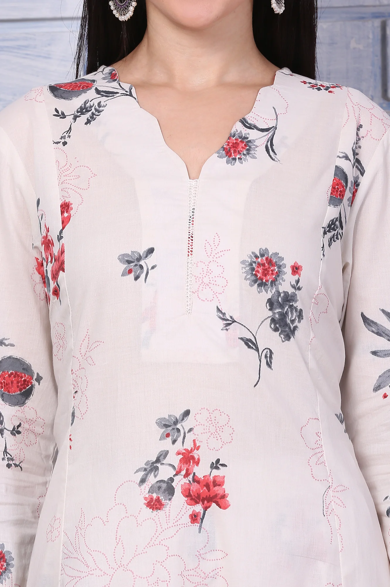 Off-White Floral Printed Pure Cotton A-line Kurta and Pants Co-ord Set - Image 3