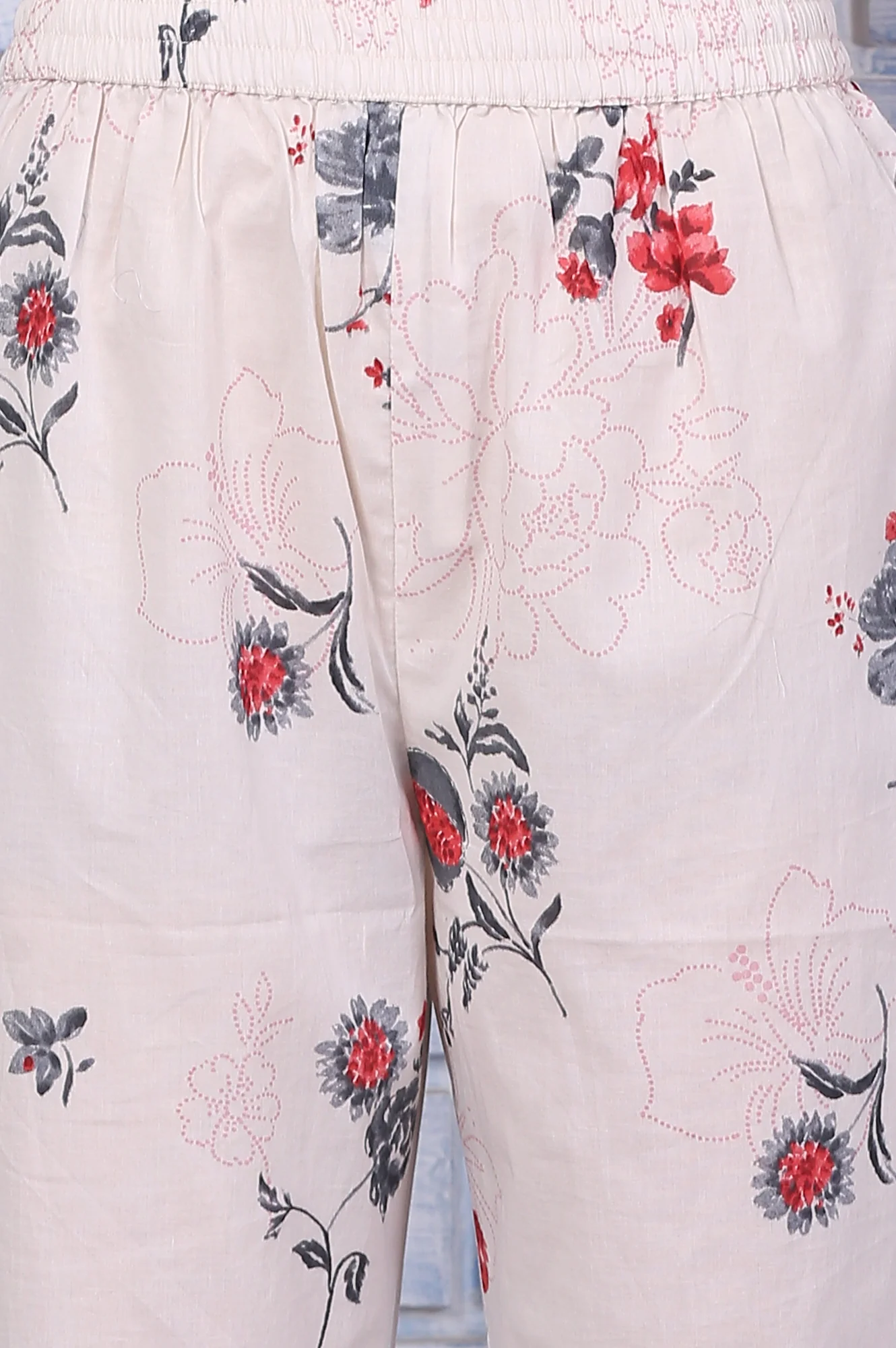 Off-White Floral Printed Pure Cotton A-line Kurta and Pants Co-ord Set - Image 7