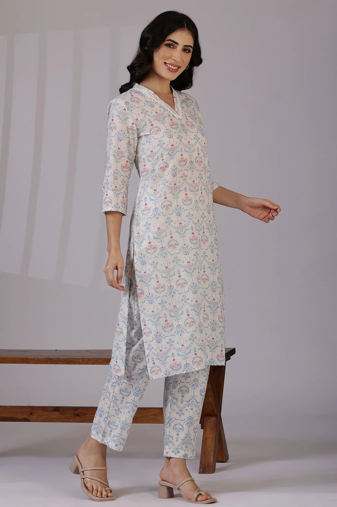 Off-White Floral Printed Pure Cotton Straight Kurta and Pants Co-ord Set - Image 8