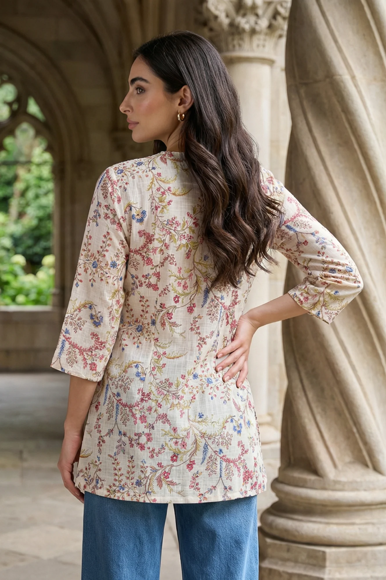 Off White Floral Printed Pure Cotton Straight Top - Image 5