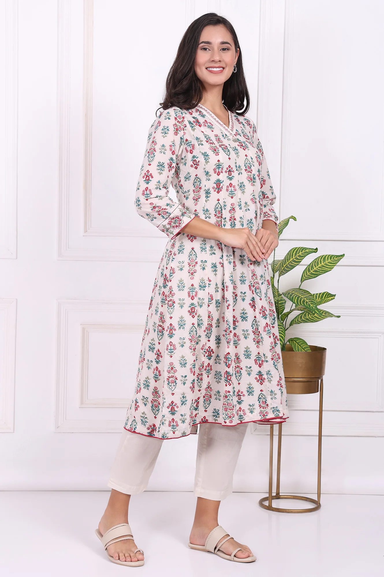 Off-White Floral Printed Thread Embroidered Pure Cotton Flared A-line Kurta - Image 6