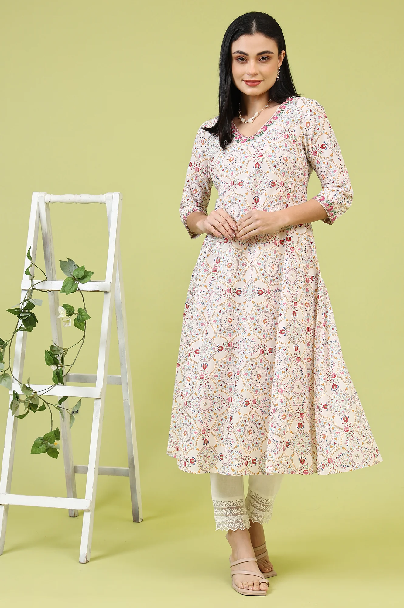 Off-White Geometric Floral Printed Pure Cotton Flared Kurta - Image 2