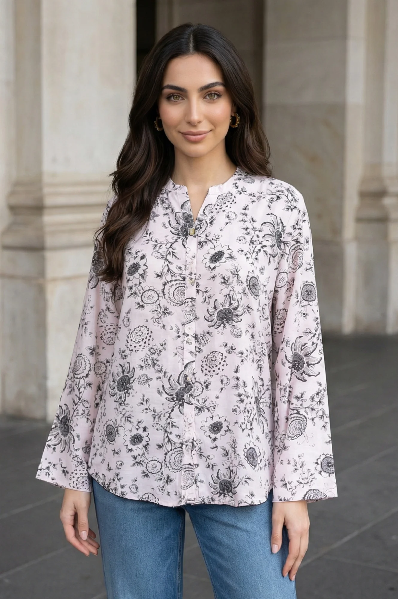 Off-White Geometric Printed Straight Shirt - Image 5