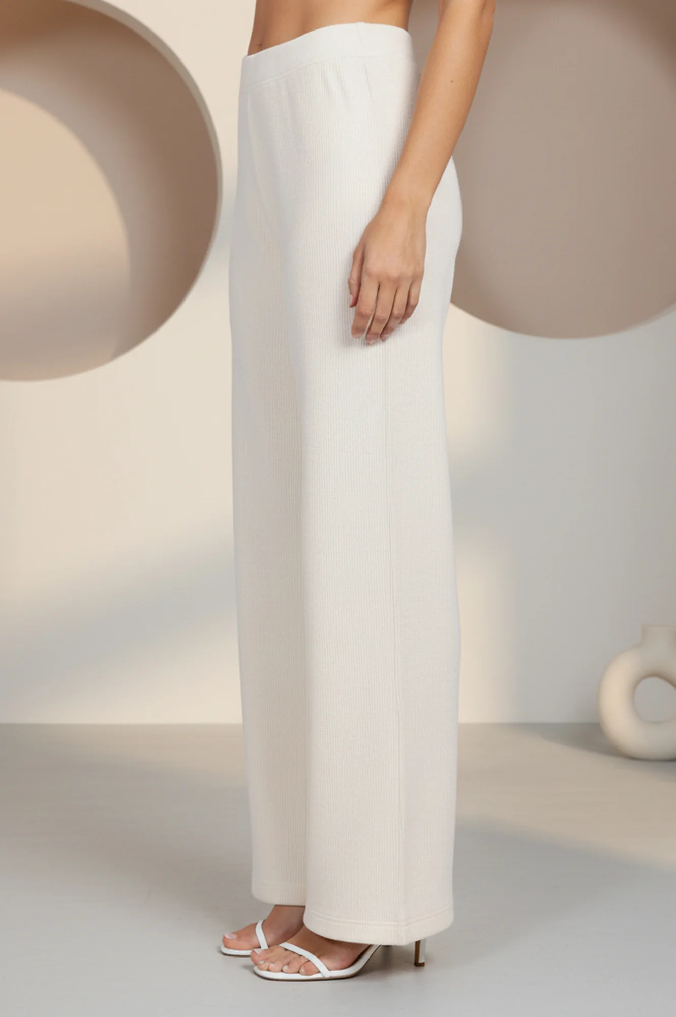 Elleven Women's Off White Solid Acrylic Wide Leg High Rise Palazzo - Image 2