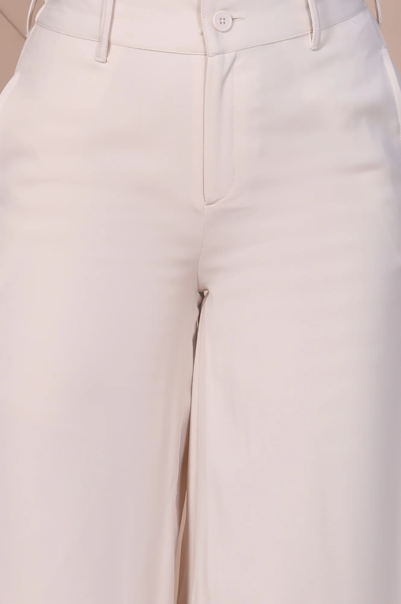Elleven Women's Off-White Solid High Rise Ankle Length Wide Leg Boss Pants - Image 6