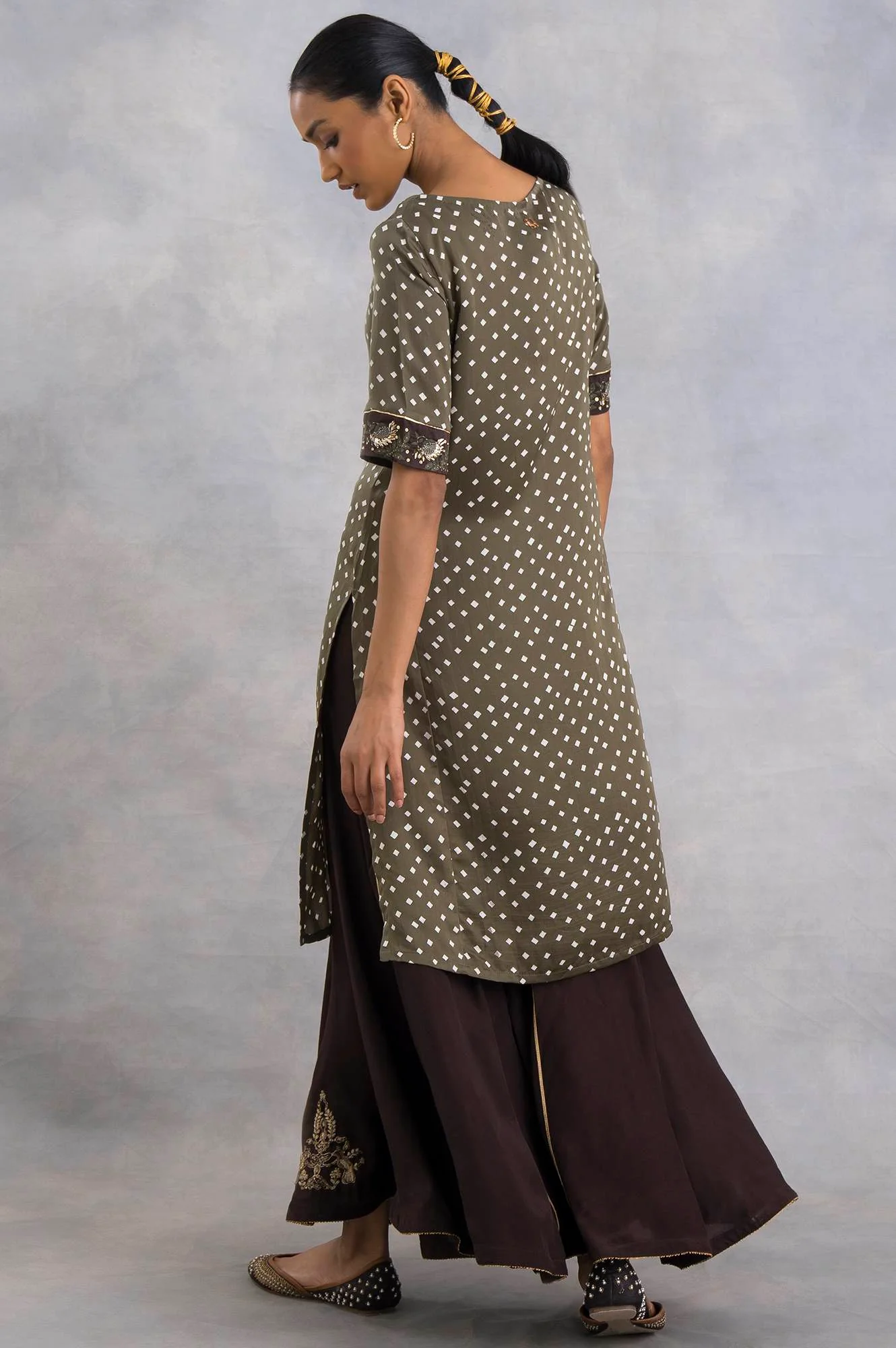 Olive Green Bandhej Print kurta - Image 2