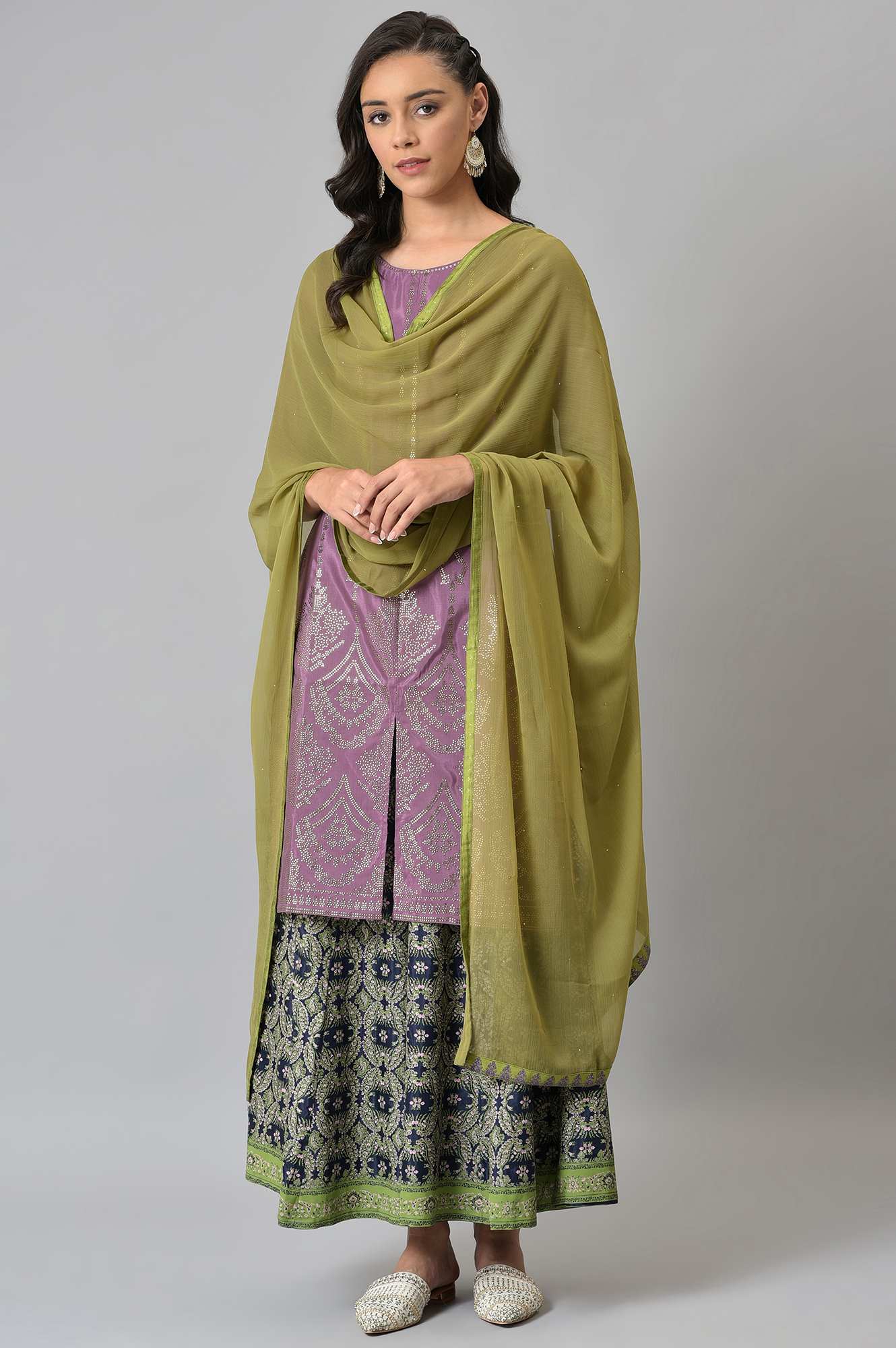 Olive Green Crinckled Chiffon Dupatta With Mukaish - Image 2
