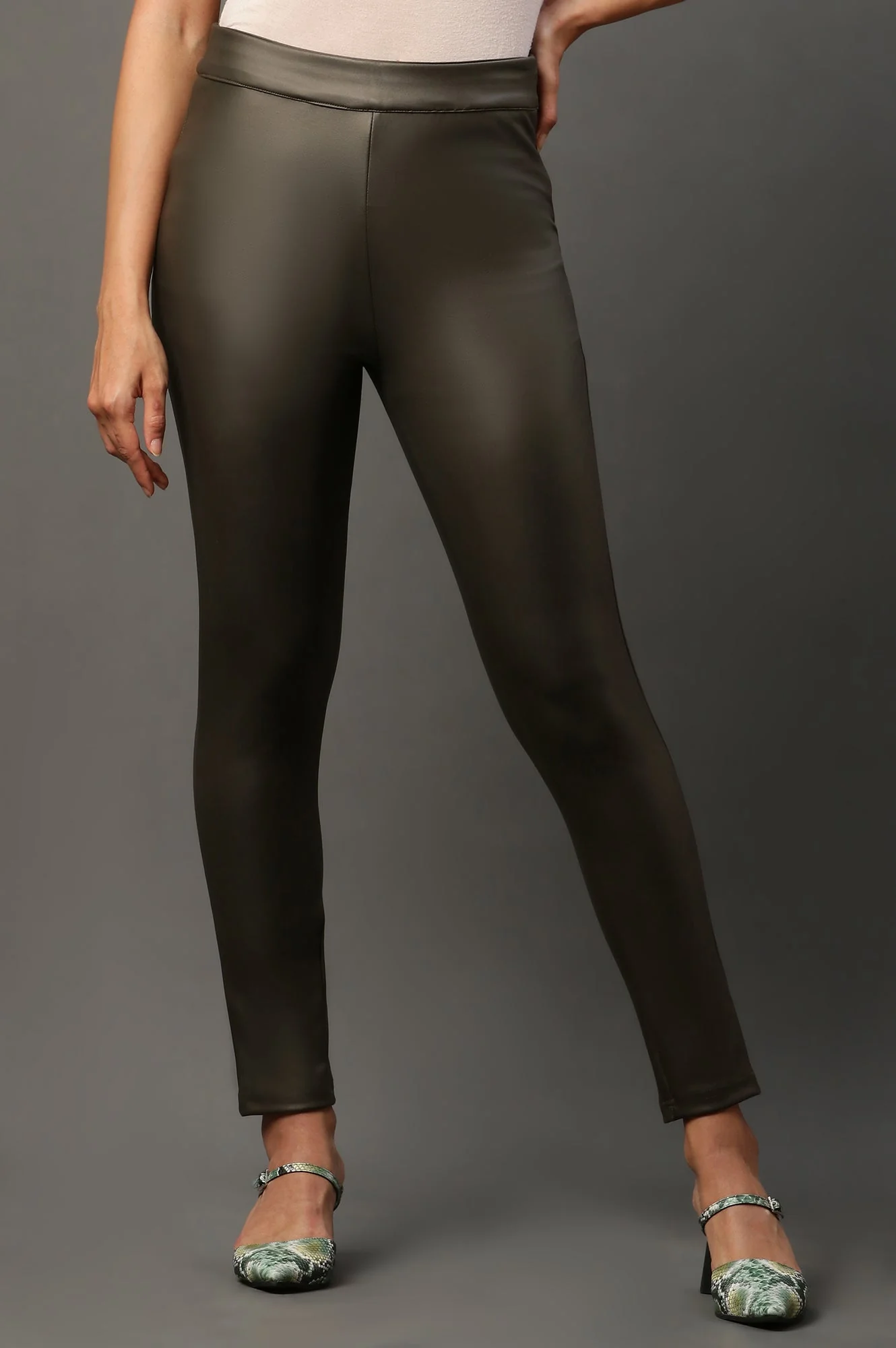 Elleven Women's Olive Green Solid Slim-fit Knit Pants with Side Zip